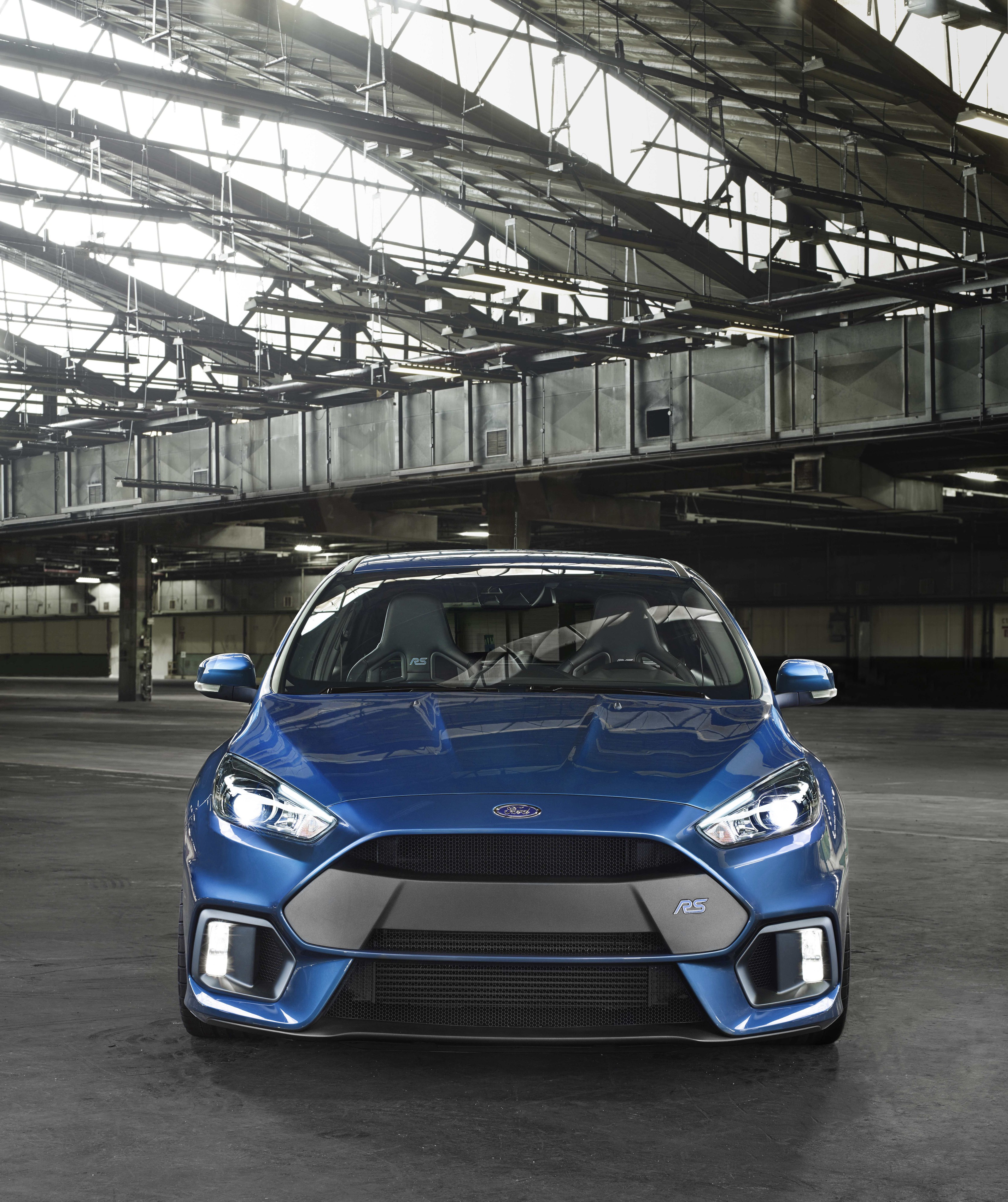 FORD Focus RS specs & photo, 2017, 2018, 2019, 2020, 2021, 2022