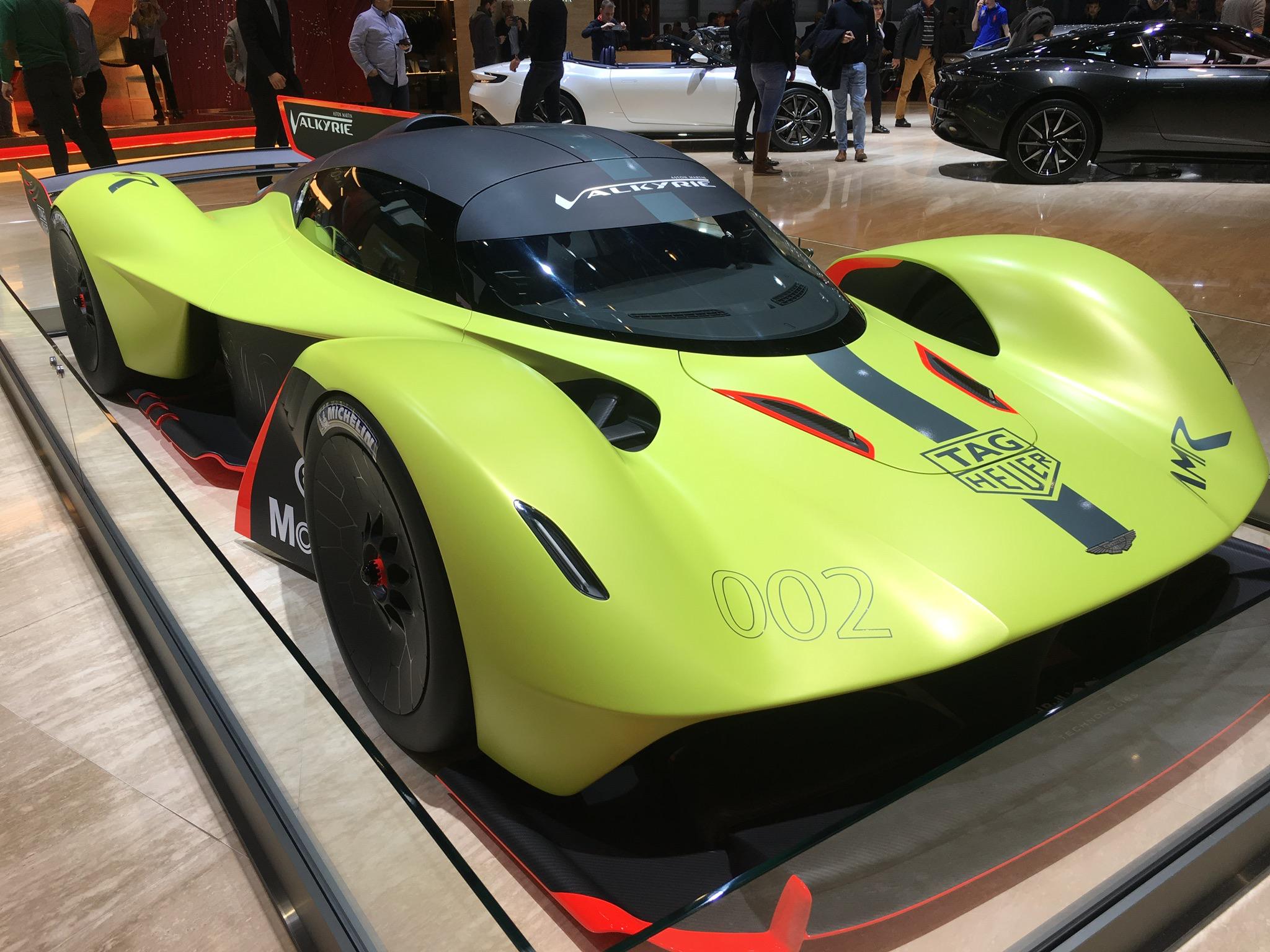 Aston Martin Vulcan Amr Pro