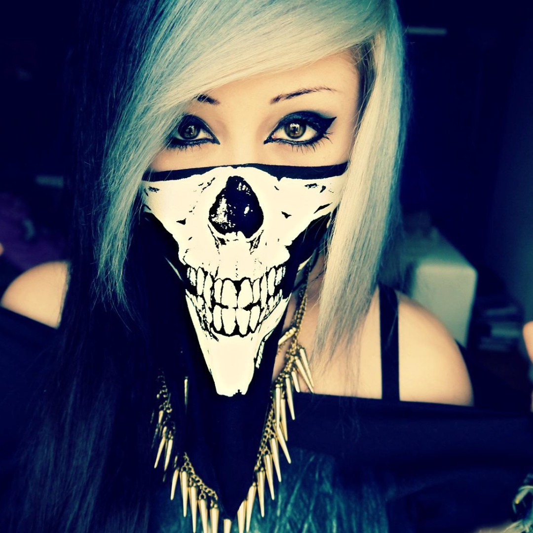 Emo Girl Skull pfp