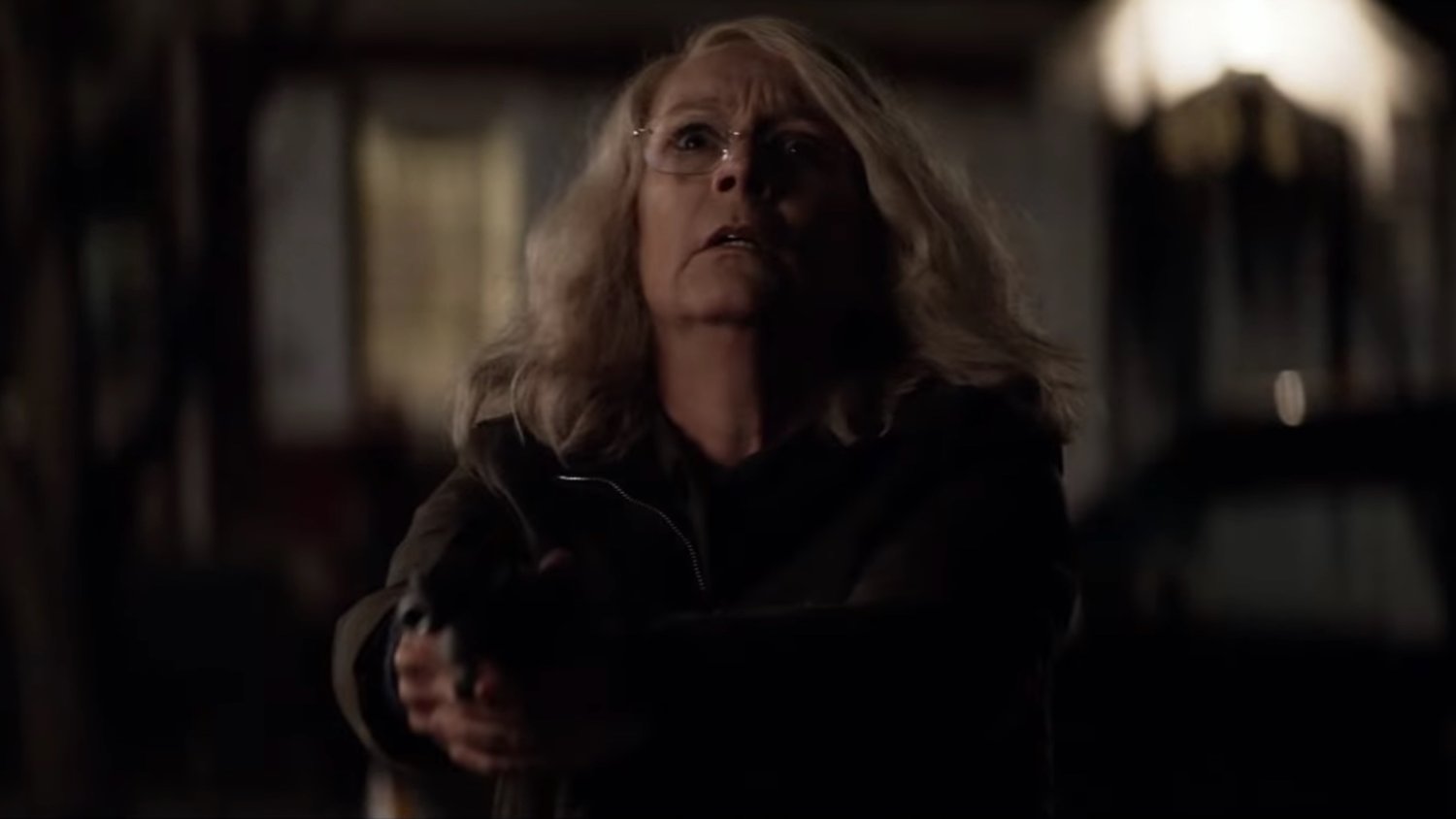 Jamie Lee Curtis Explains How Laurie Strode is Like Dr. Loomis in The New HALLOWEEN Film