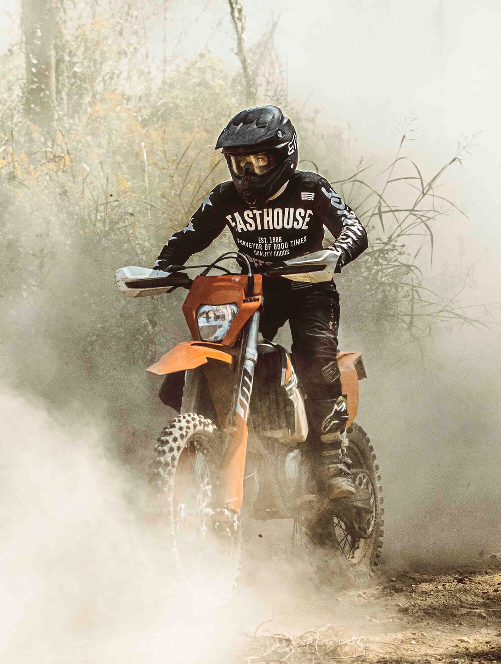 How to rip Dirt Bikes even if you're Short