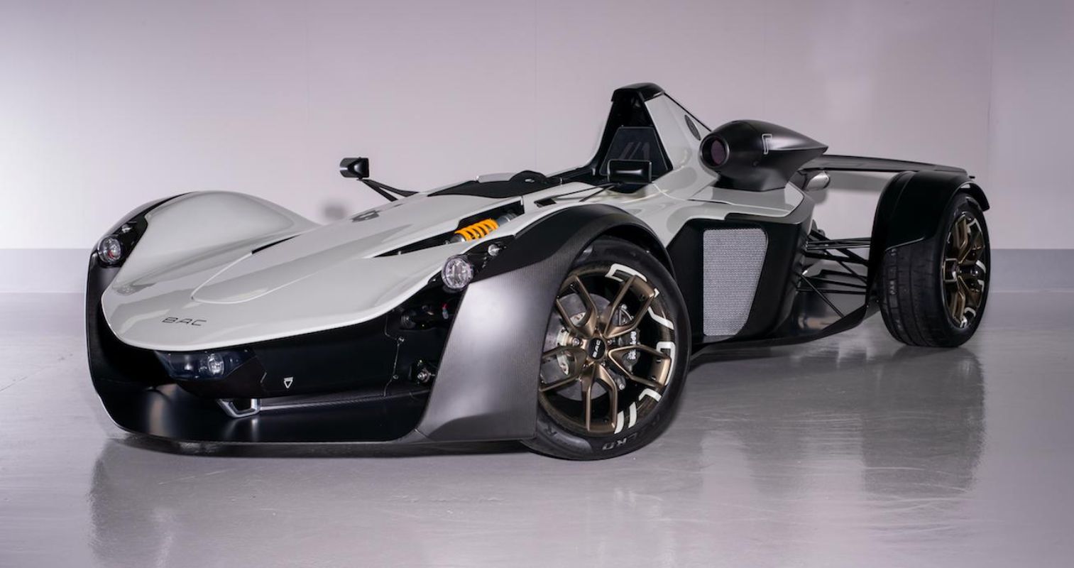 Coolest Street Cars To Make You Feel Like an F1 Driver