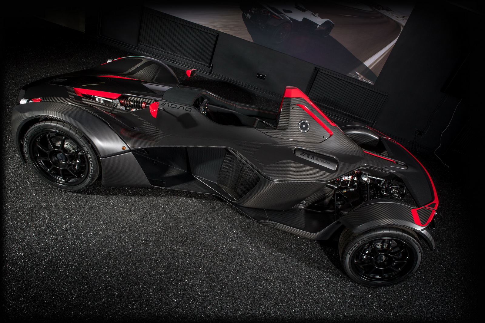 BAC Mono features lighter than carbon fibre graphene panels
