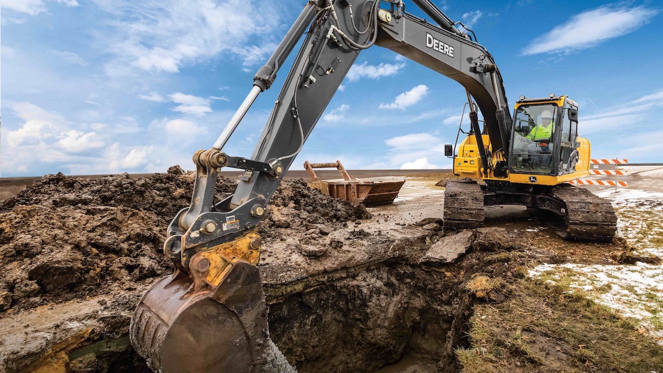 John Deere Launches SmartGrade Grade Control for Excavators