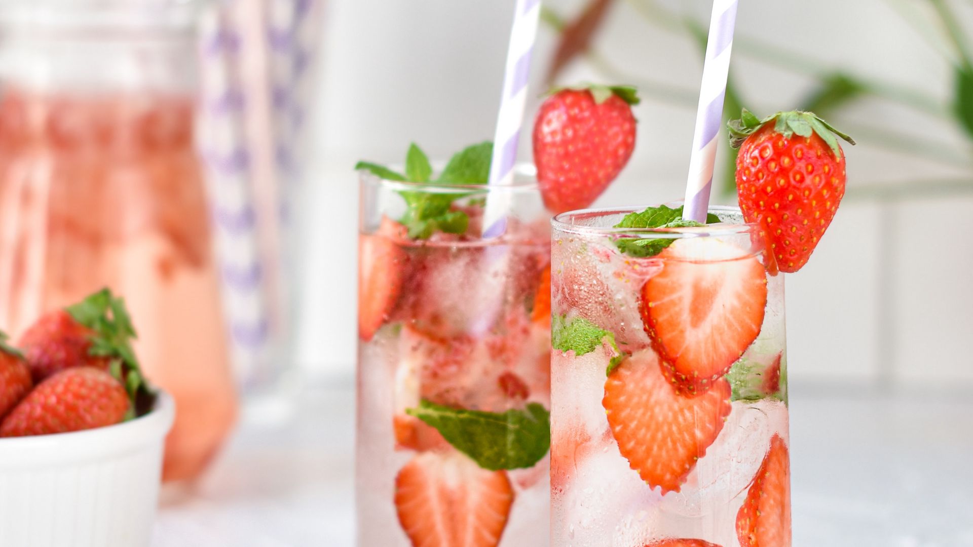 Strawberry Cocktail Wallpapers - Wallpaper Cave