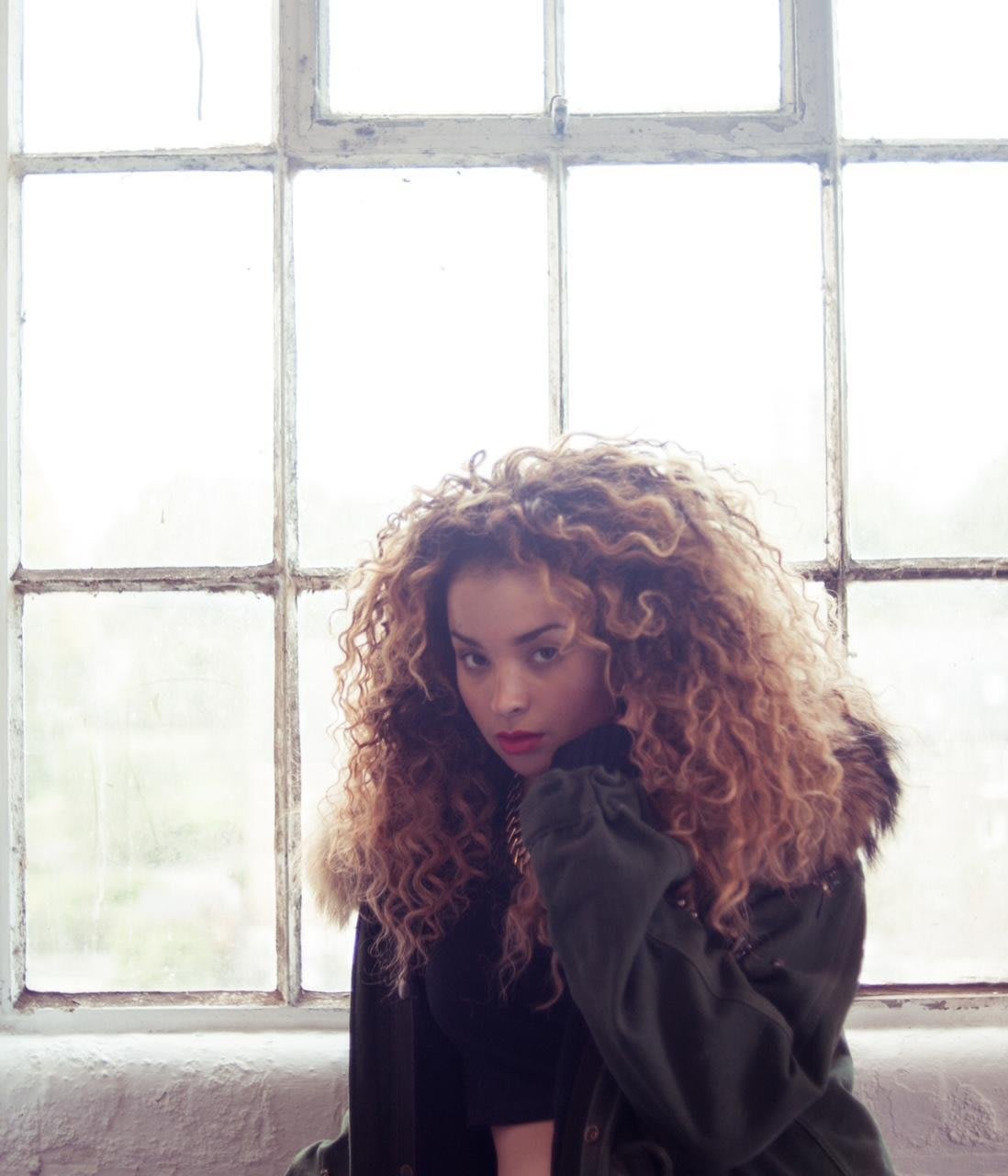 Something for the weekend Ella Eyre Playlist