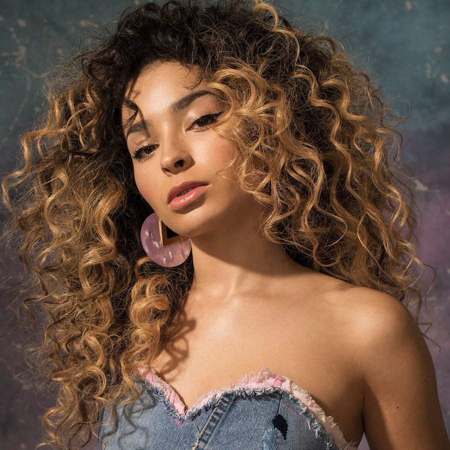 Ella Eyre Photo (17 of 79)