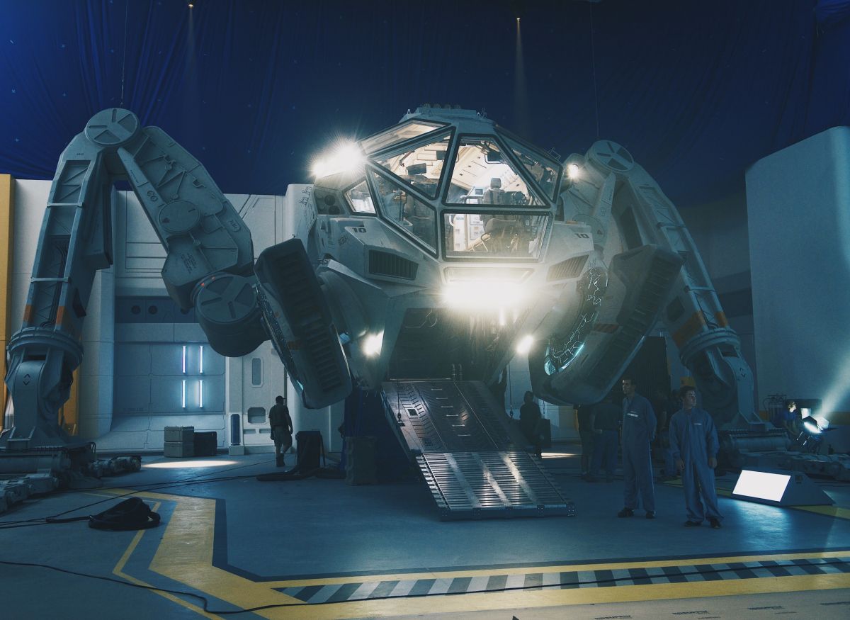 The Epic Spaceships of 'Independence Day: Resurgence'