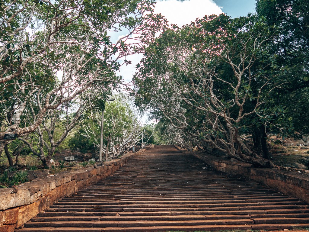 Amazing Places To Visit In Anuradhapura (Sri Lanka)