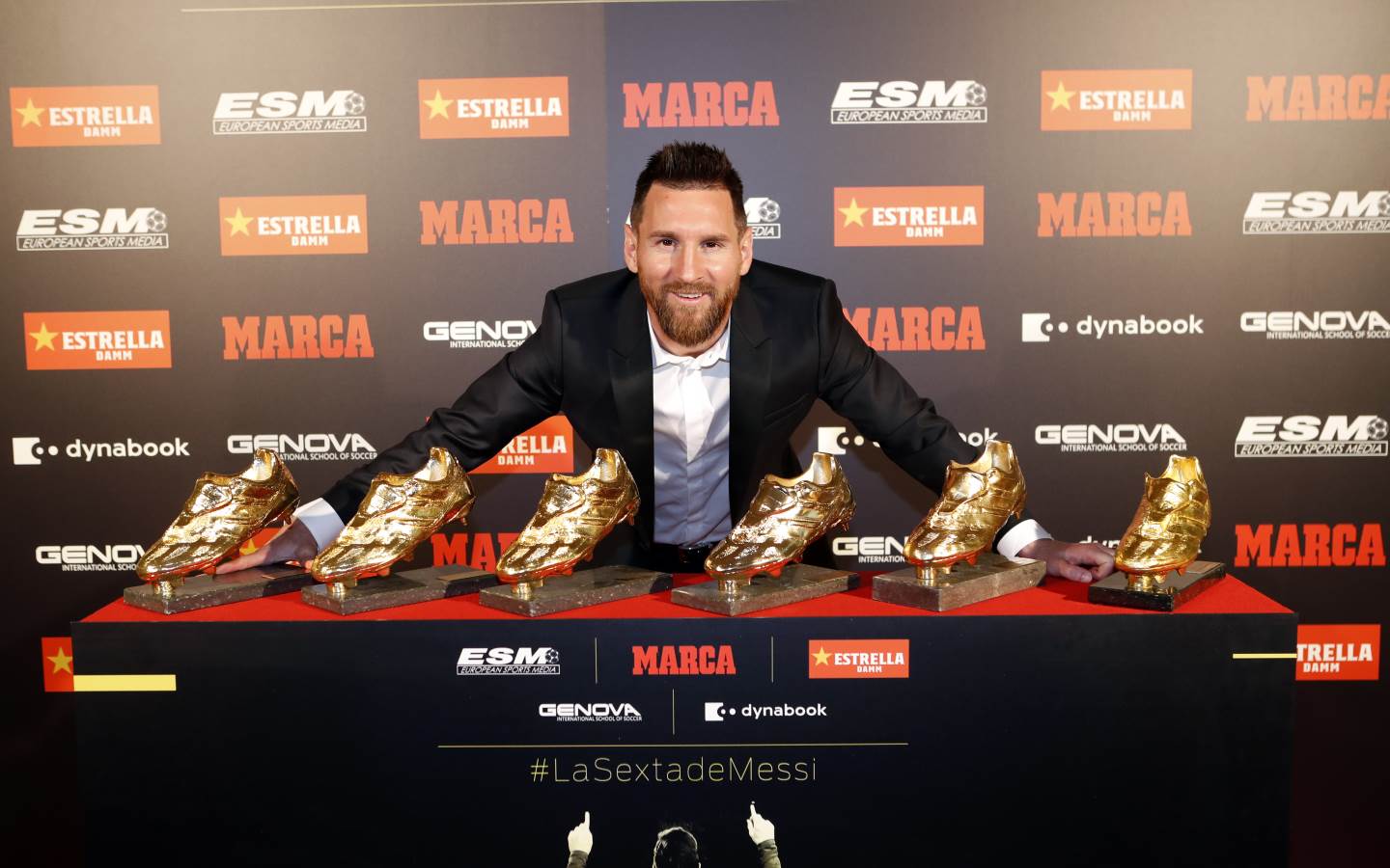 Barça Buzz al Twitter: Some interesting facts about Messi's 6th golden boot. A THREAD: 1. Messi's 6 golden boot wins are an all time record. In second place there is Cristiano Ronaldo