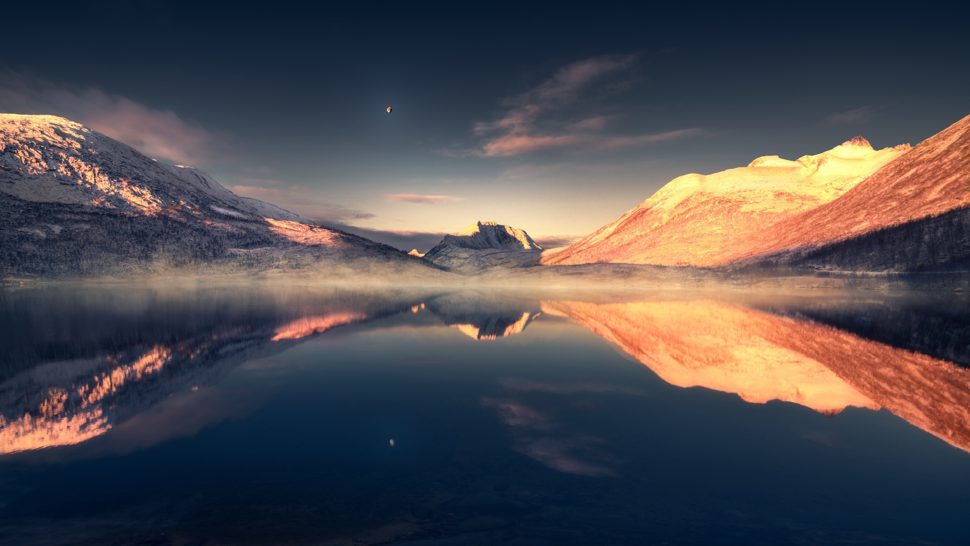 Mountain Lake Reflection Free HQ Image