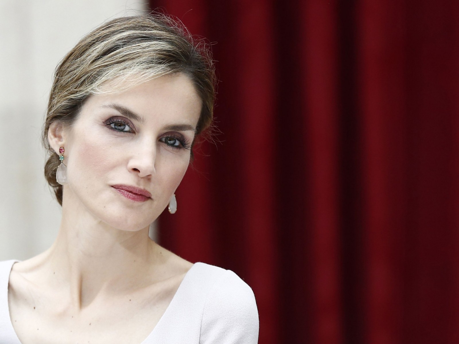 Spain's Queen Letizia: Divorcee, War Reporter, TV Journalist. Republican?