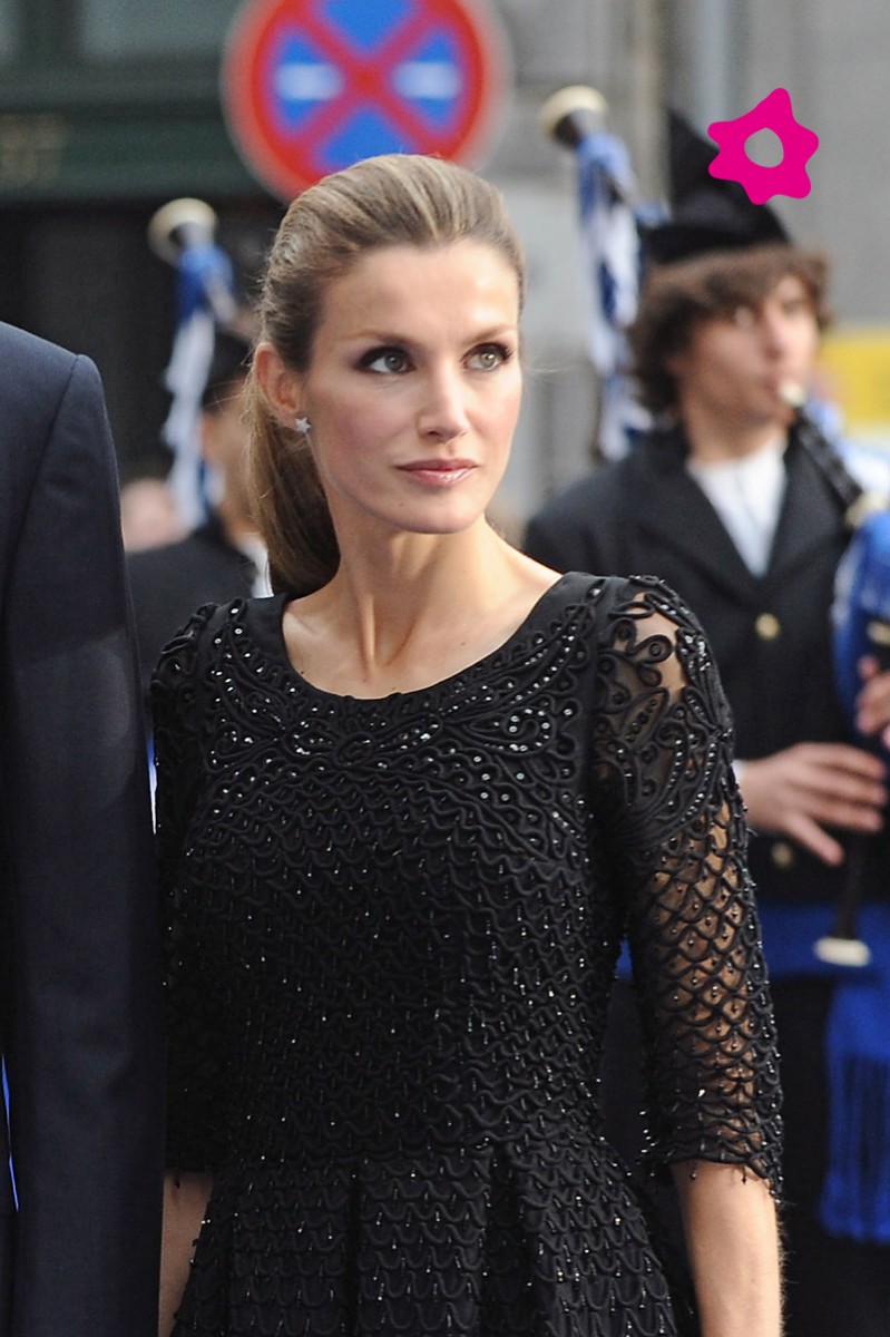 Queen Letizia of Spain wallpaper