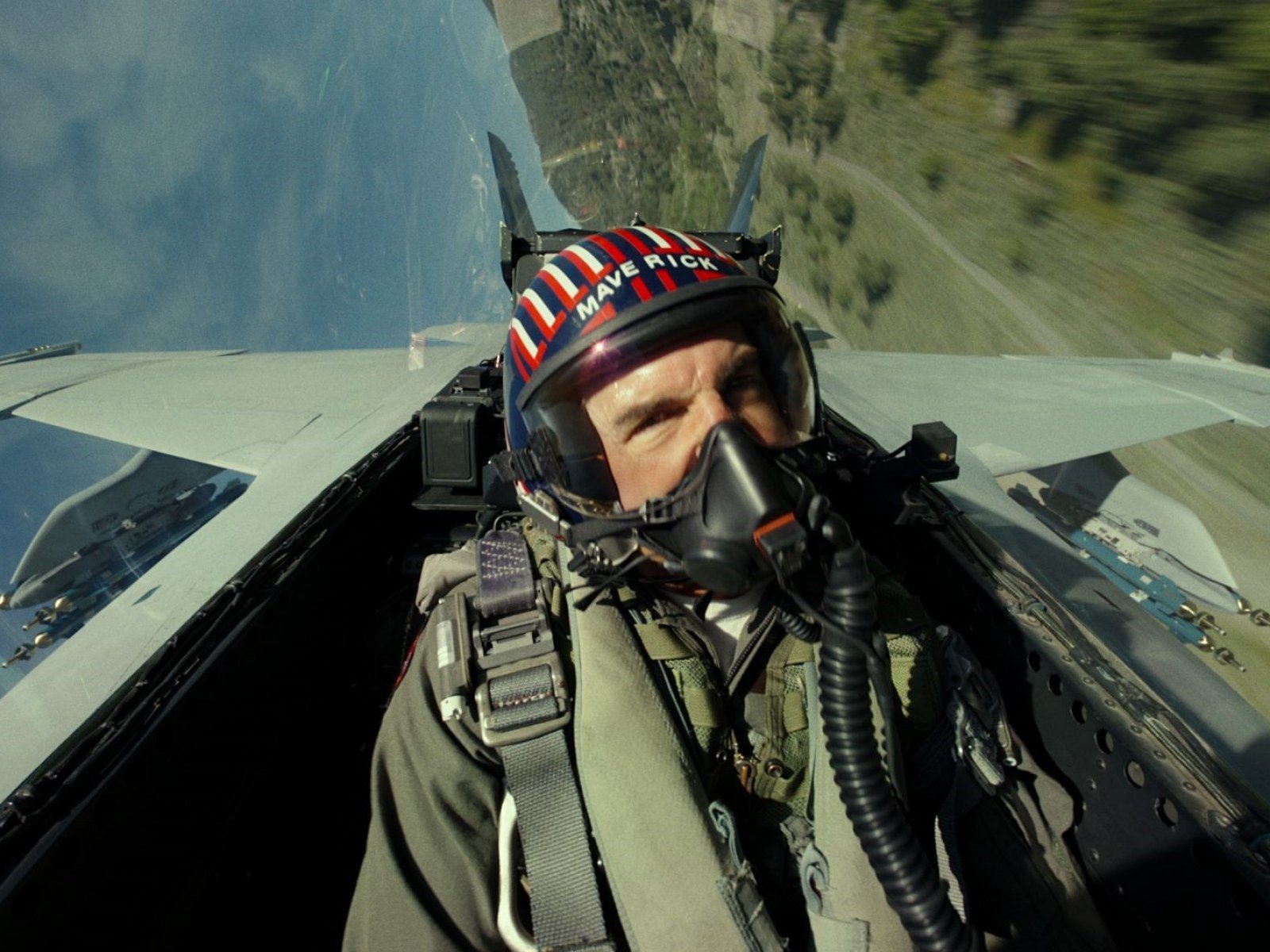 Did Tom Cruise and the 'Top Gun: Maverick' Cast Really Fly Their Planes?