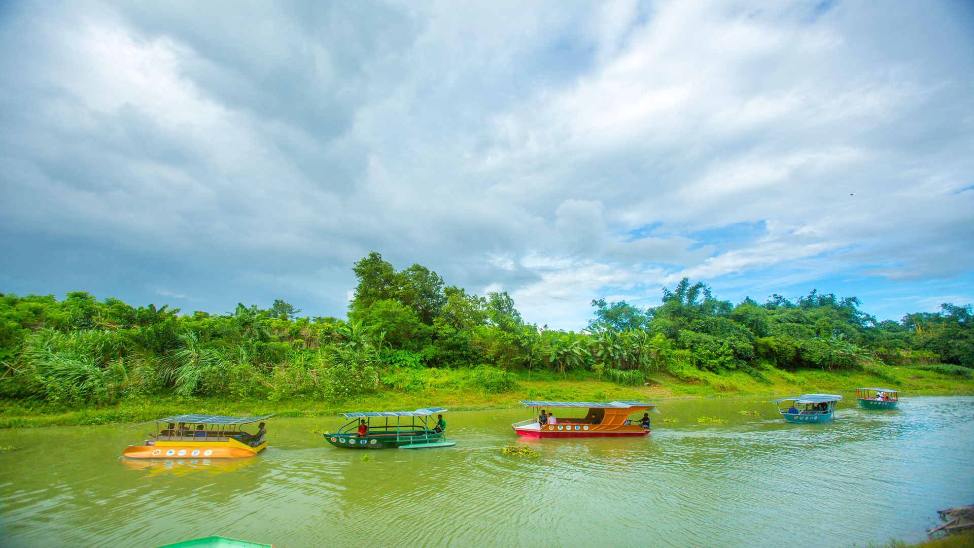 Leveraging solar energy, photovoltaic boats to do away adverse effects of using fossil fuel. United Nations Development Programme