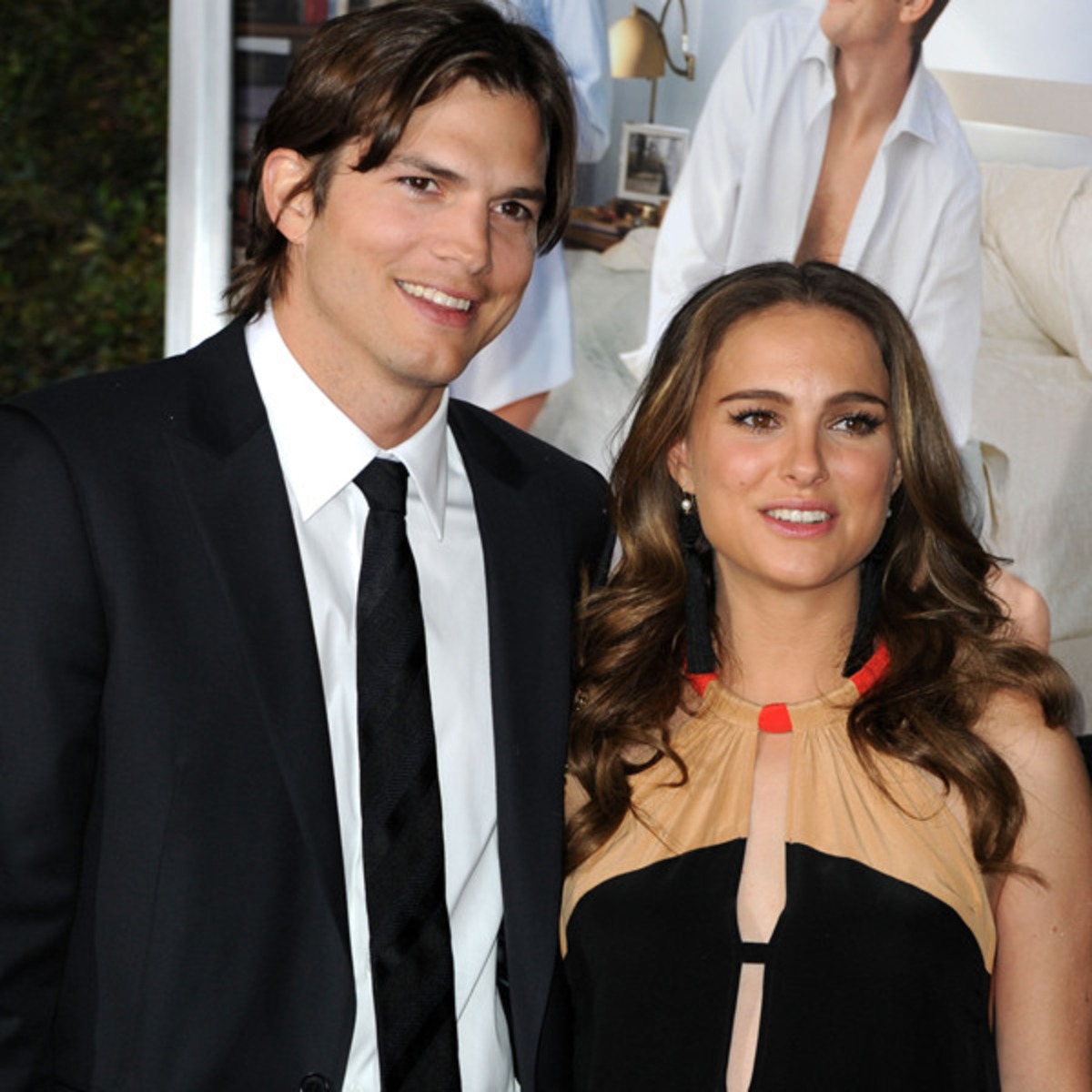 Ashton Kutcher Is ''So Proud'' of Natalie Portman for Wage Gap Reveal! Online