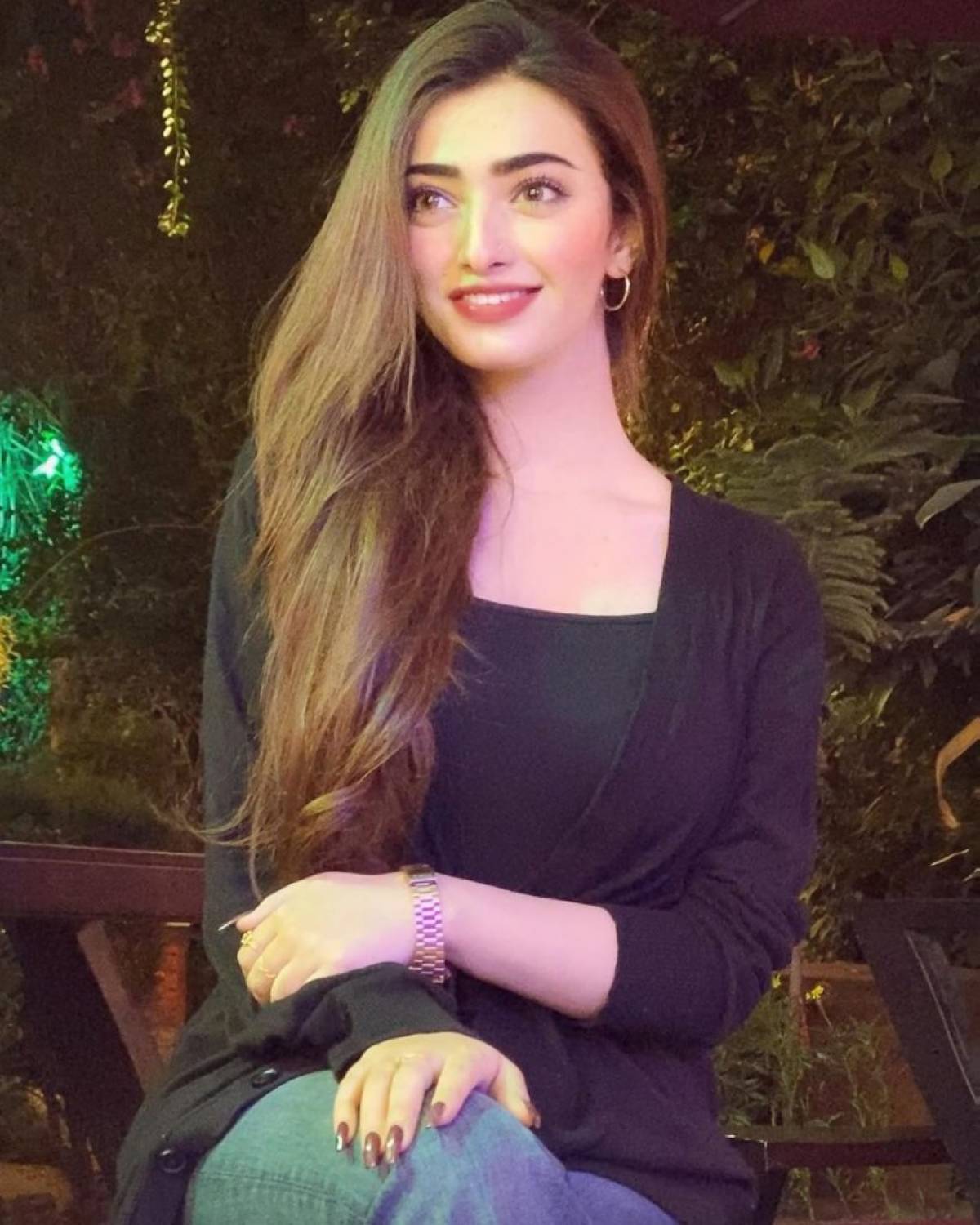 Nawal Saeed's WITCH LOOK Made Her Aunt Run For The Hills