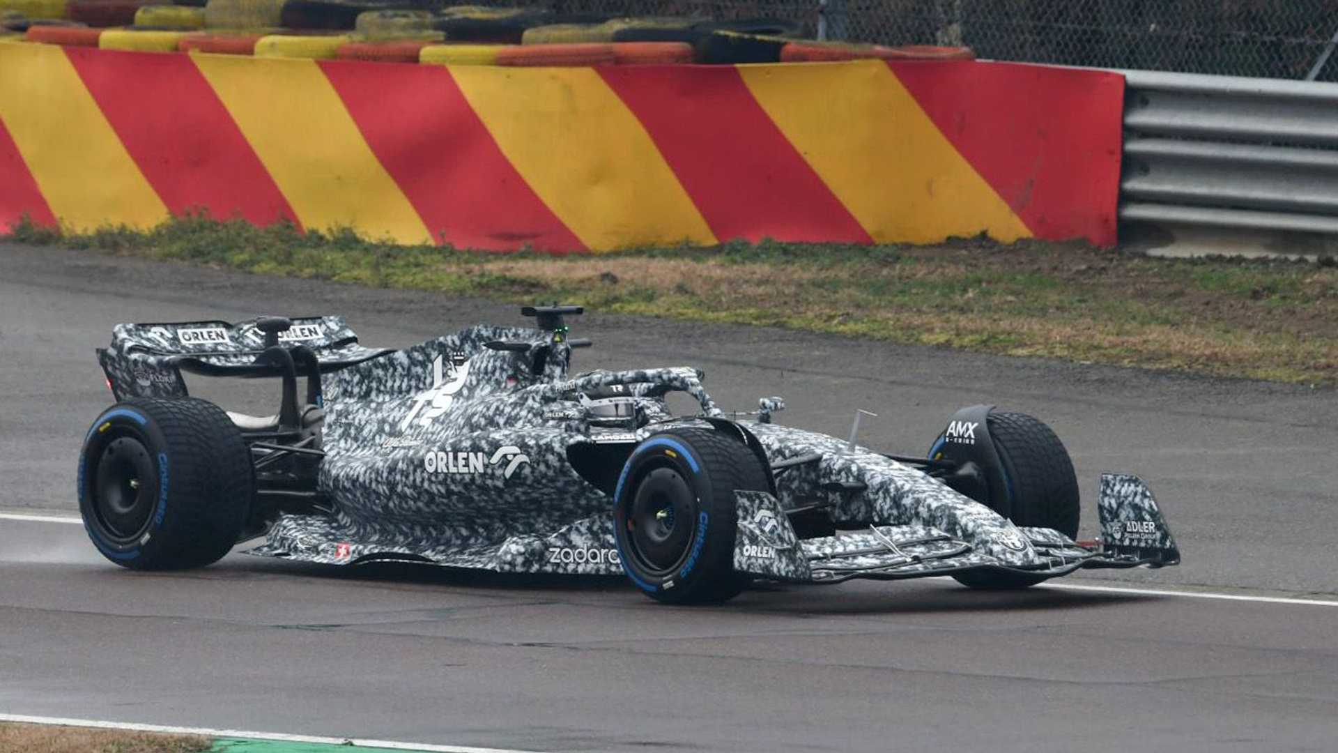 Alfa Romeo's 2022 F1 car revealed in Fiorano shakedown