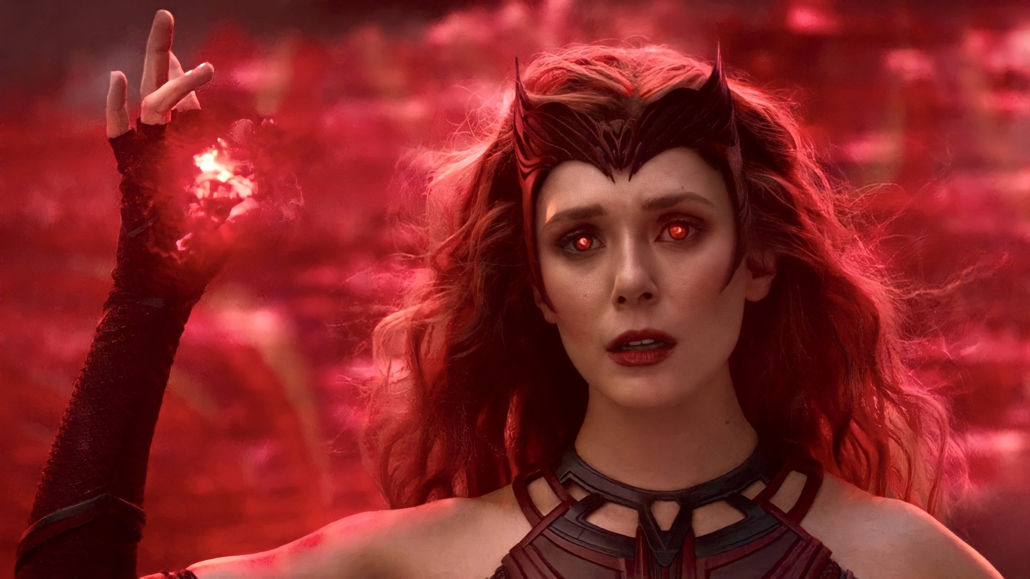 Adi ♥︎ are some HD pics of Scarlet witch. thank me later