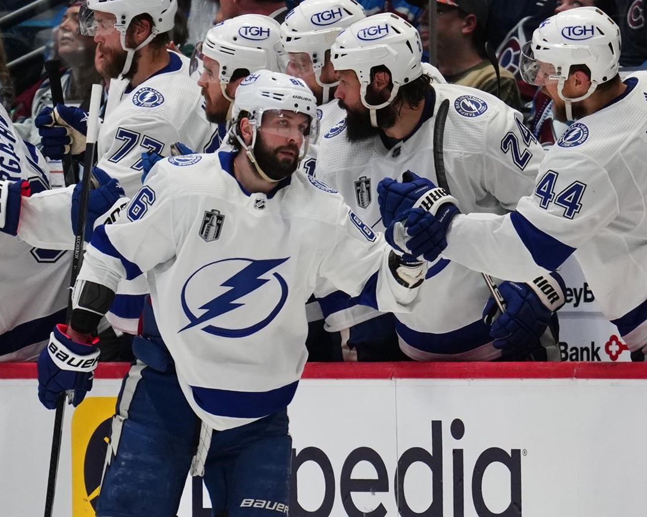 Lightning win Game 5, deny Avs chance to take Stanley Cup