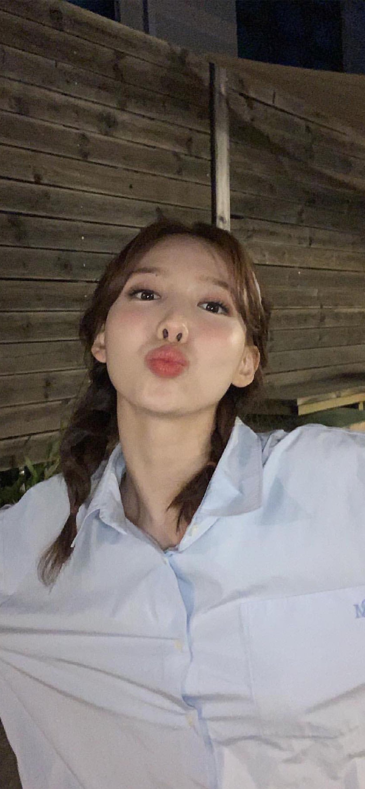 gio. NAYEON SOLO twicetagram updates wallpaper