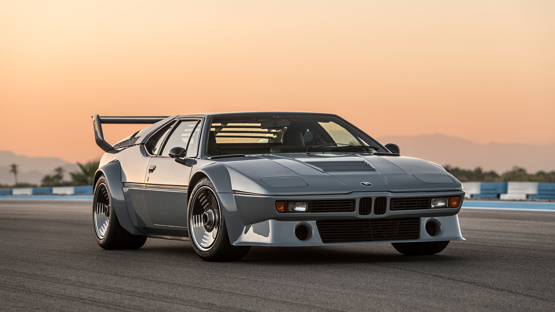 BMW M1 Wallpaper