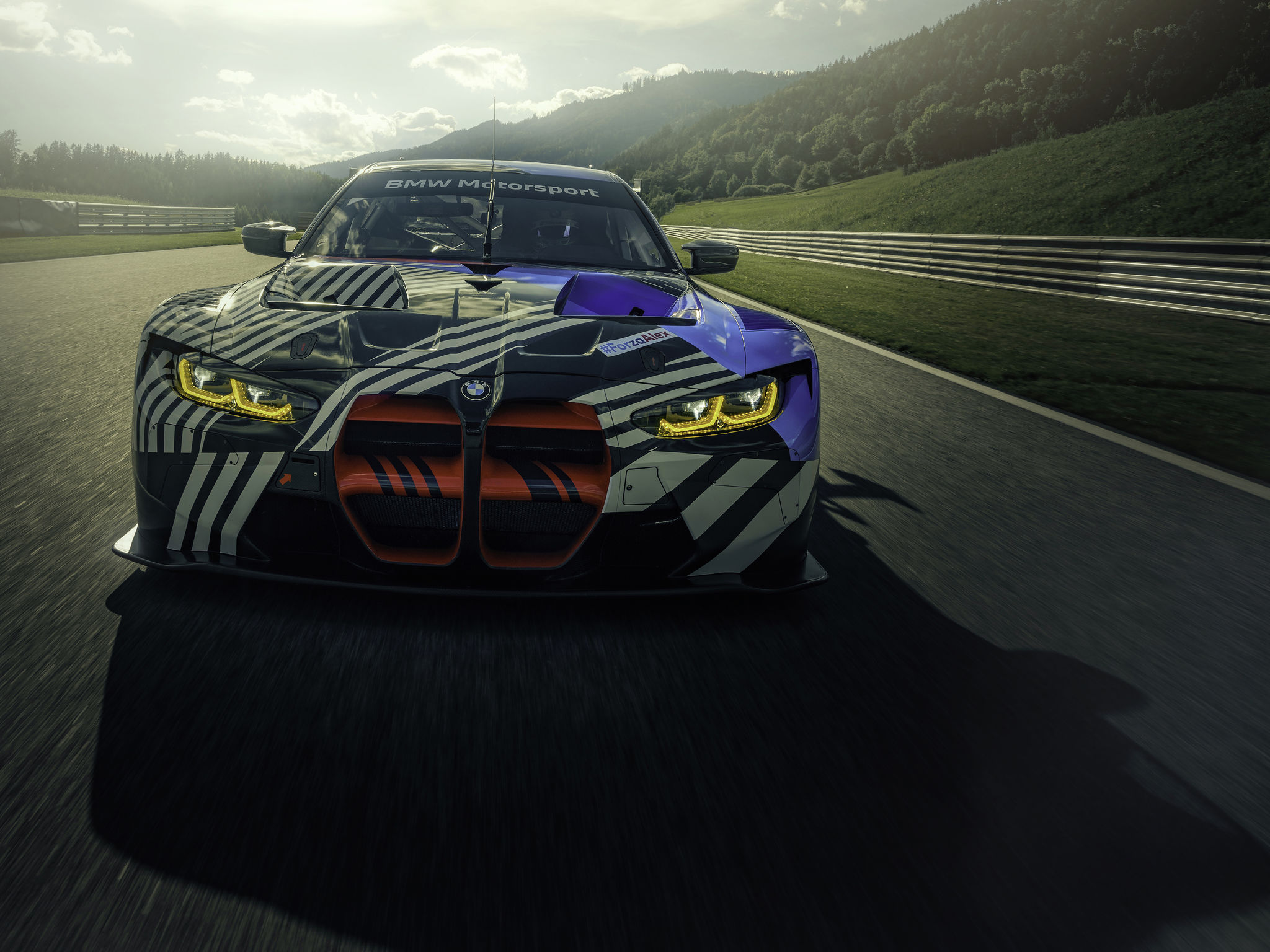 iF M4 GT3