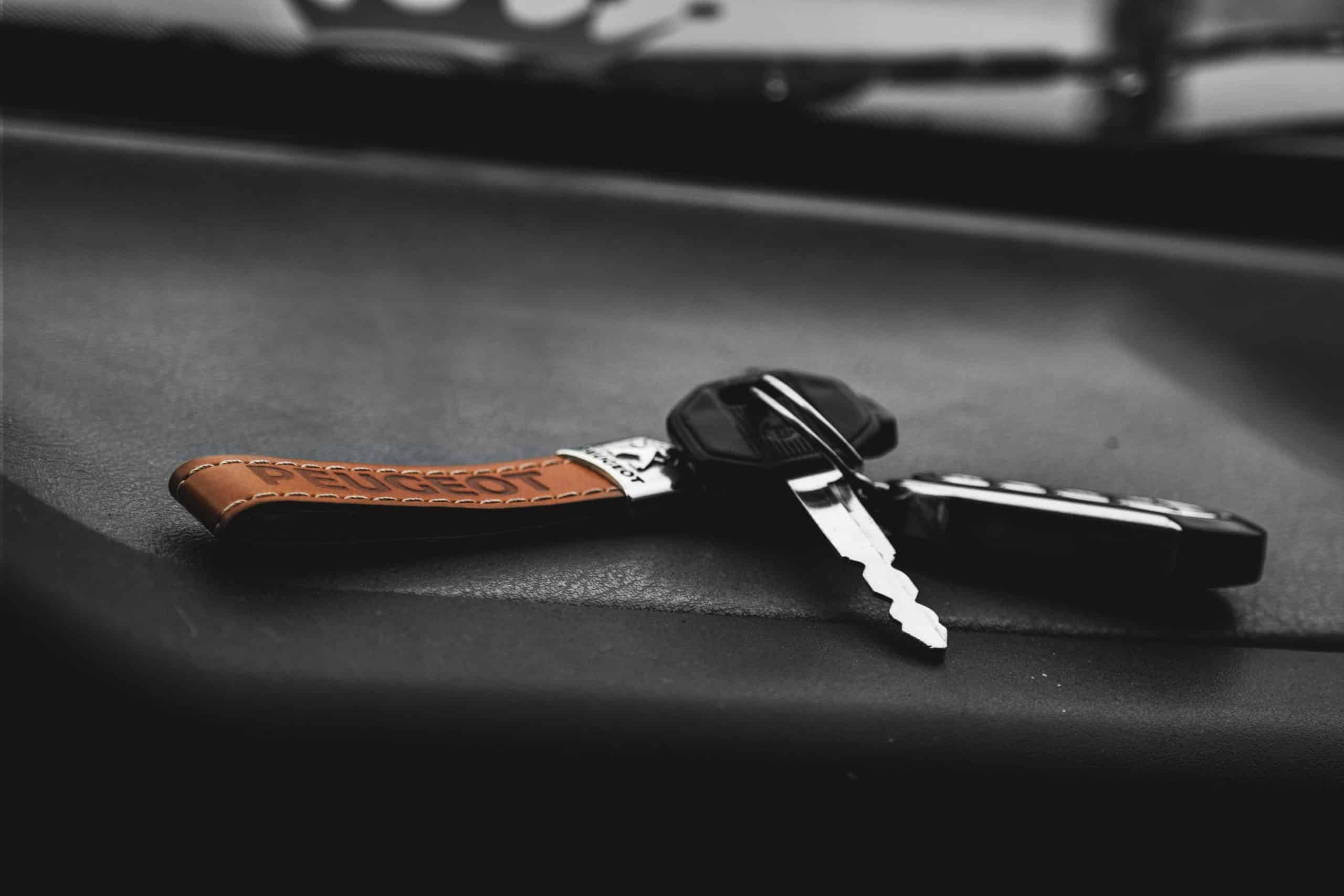 What Does a Mobile Auto Locksmith Do? Locks and Doors