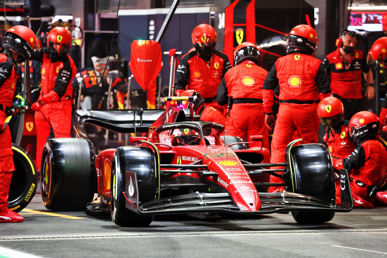 Sainz calls for swifter decisions amid late Perez swap