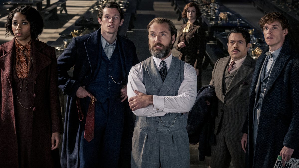 Fantastic Beasts: The Secrets of Dumbledore' photo