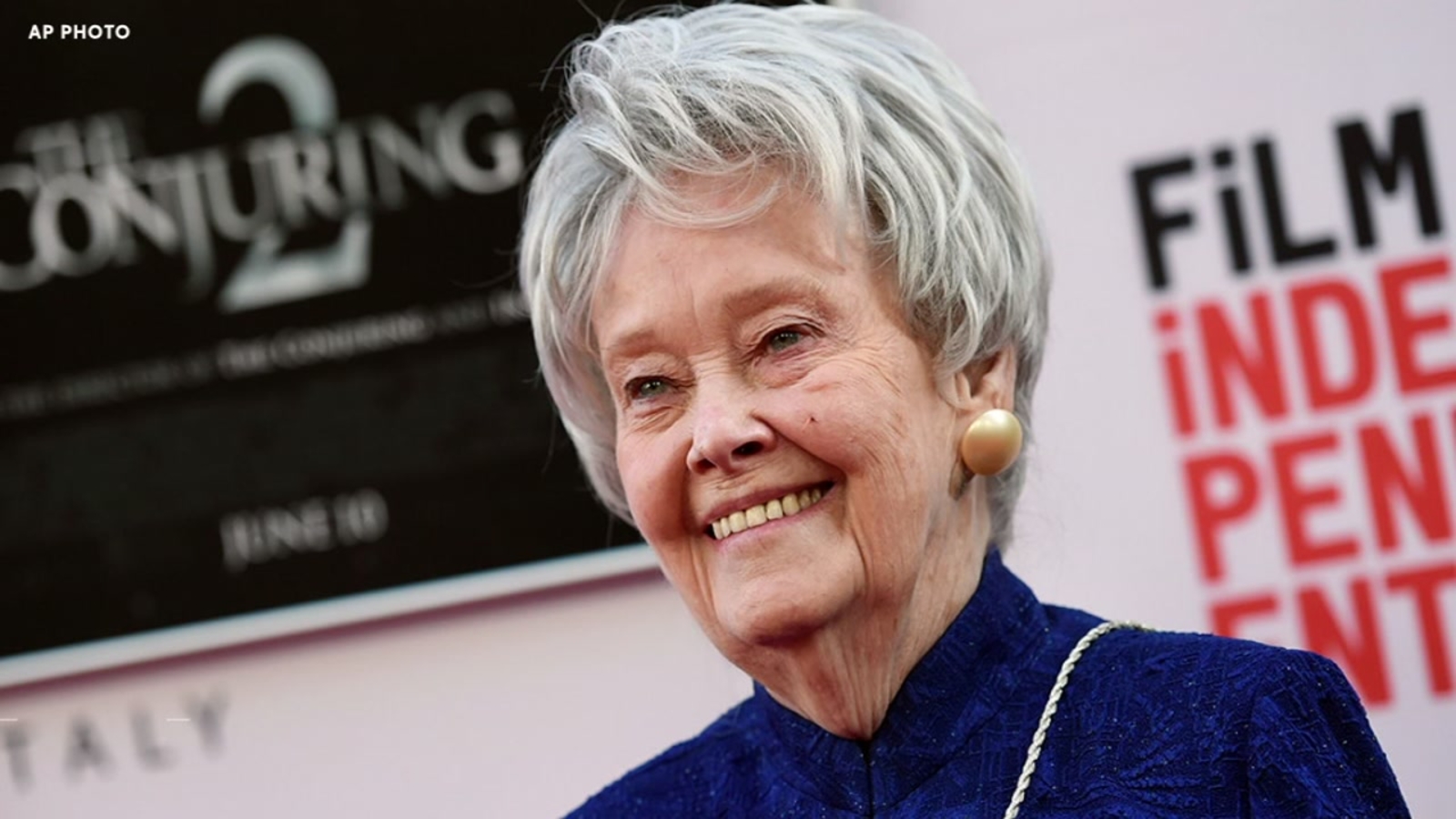 Lorraine Warren paranormal investigator behind 'Amityville Horror' film dies