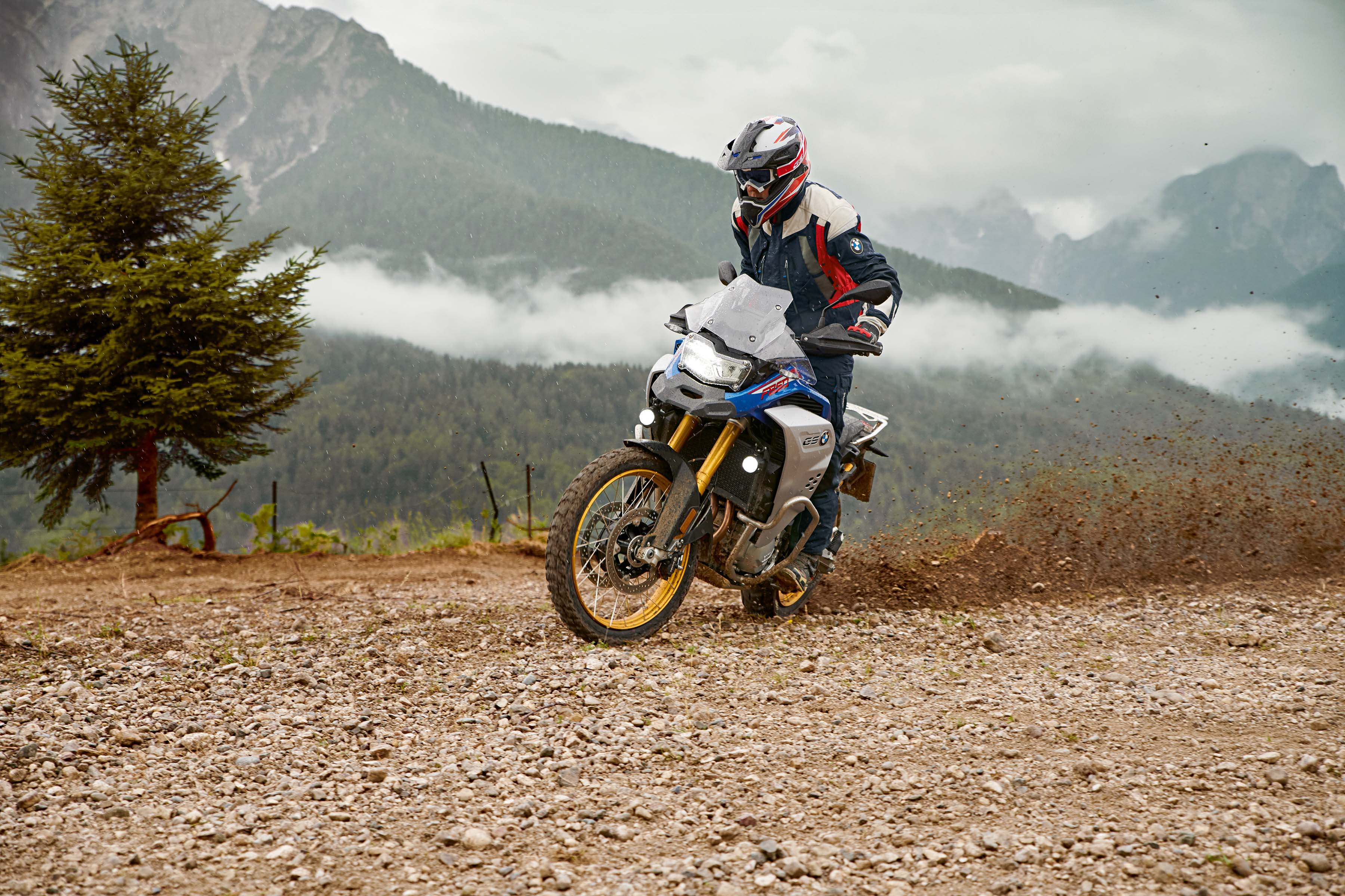 BMW F850GS Adventure Brings the Middleweight ADV & Rubber