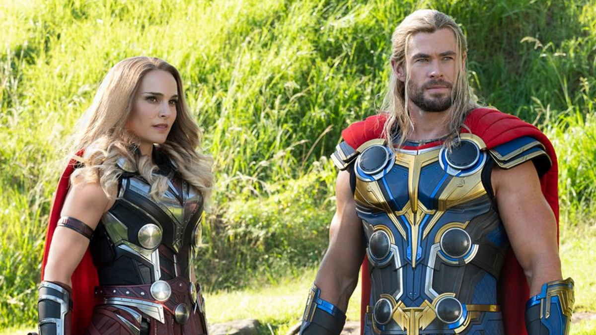 Thor: Love and Thunder: New Image Shows Two Thors Teaming Up