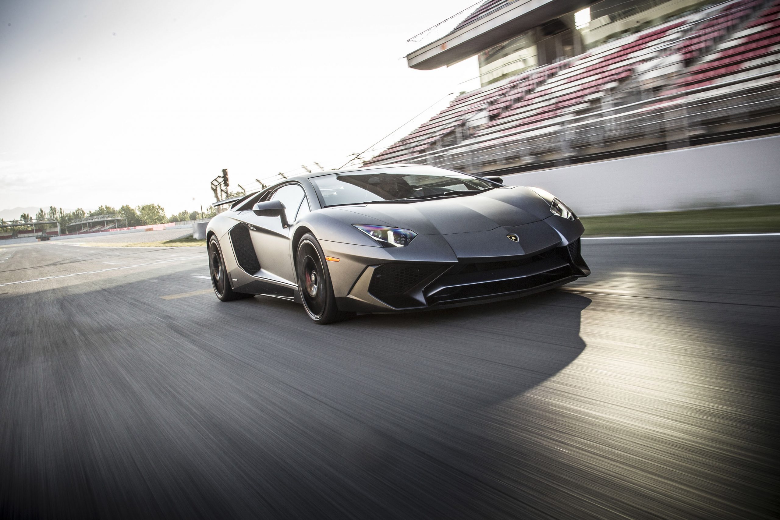 Lamborghini Aventador LP750 4 SV Wallpaper