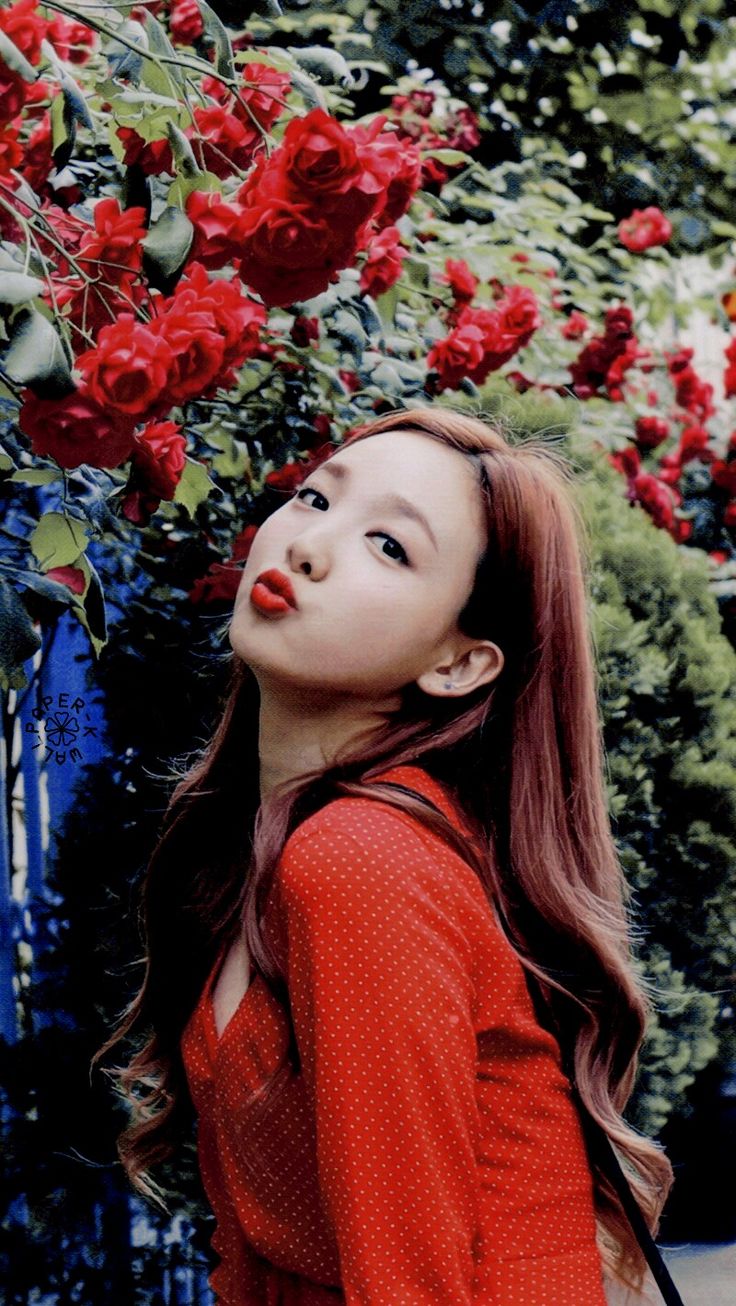 TWICE Nayeon Wallpaper.. Cr.wallpaper K. Nayeon, Kpop Girl Groups, Korean Girl Groups