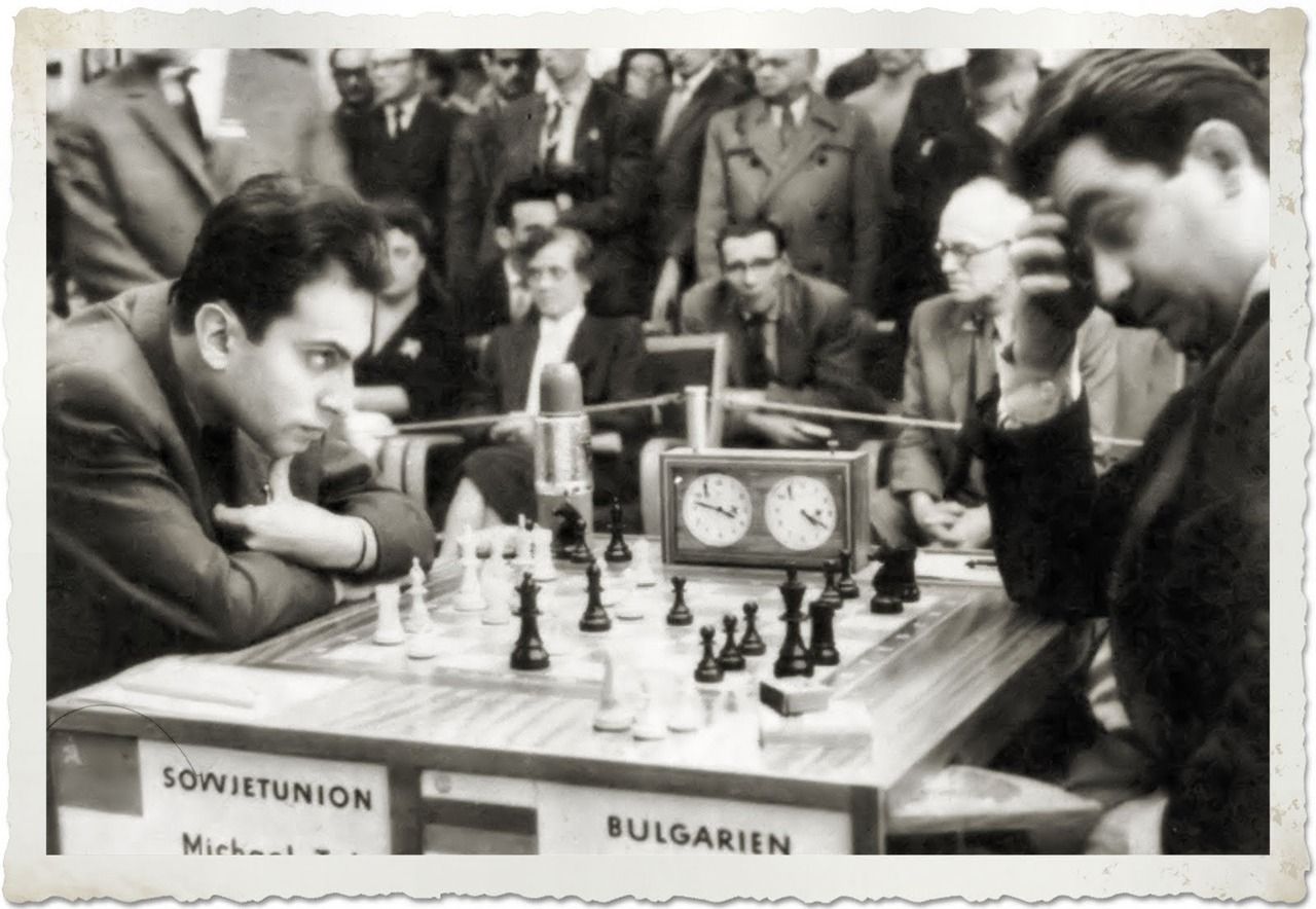 23 Mikhail Tal Photos & High Res Pictures - Getty Images