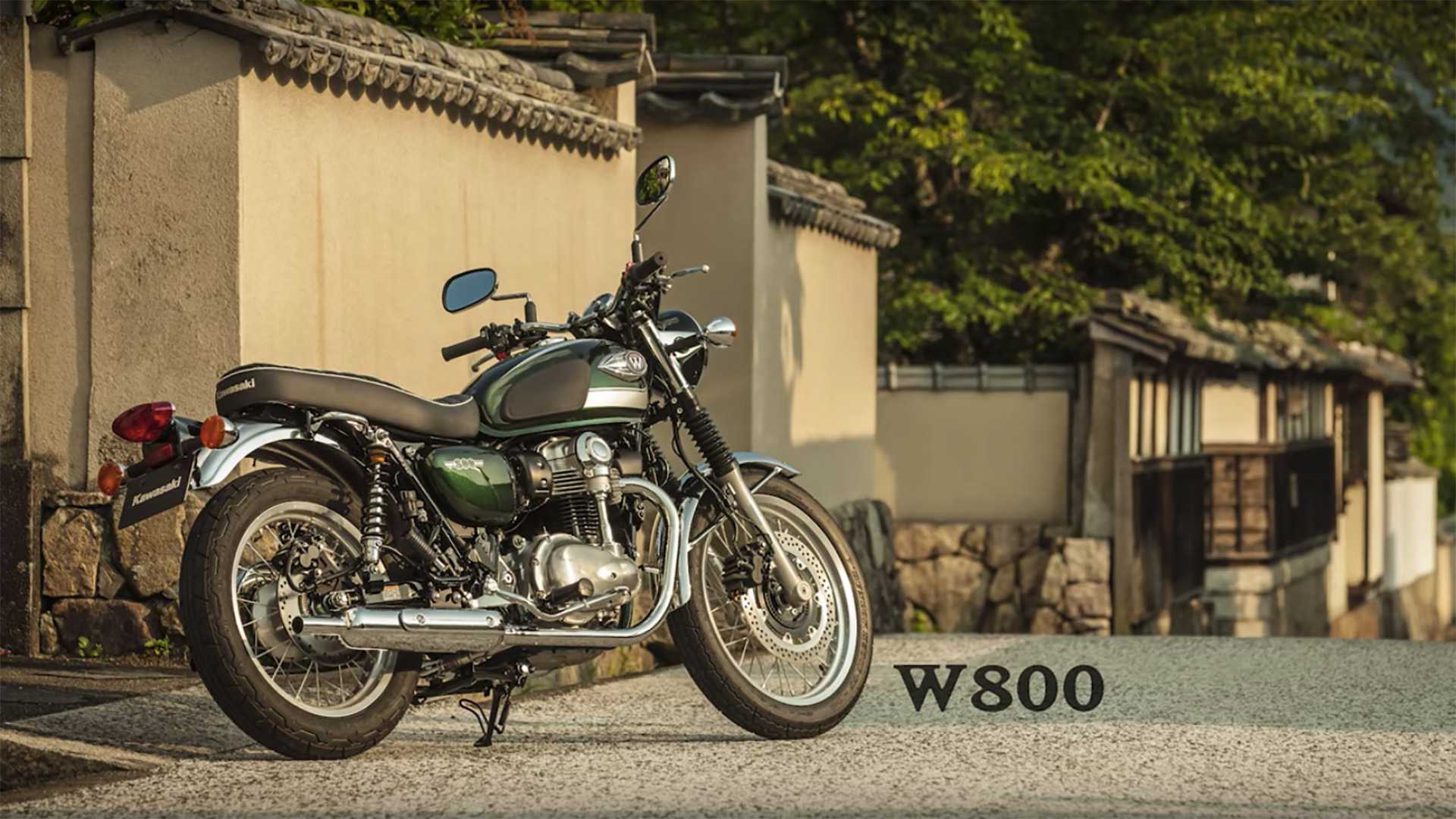 The New Kawasaki W800 Takes The Stage In Tokyo