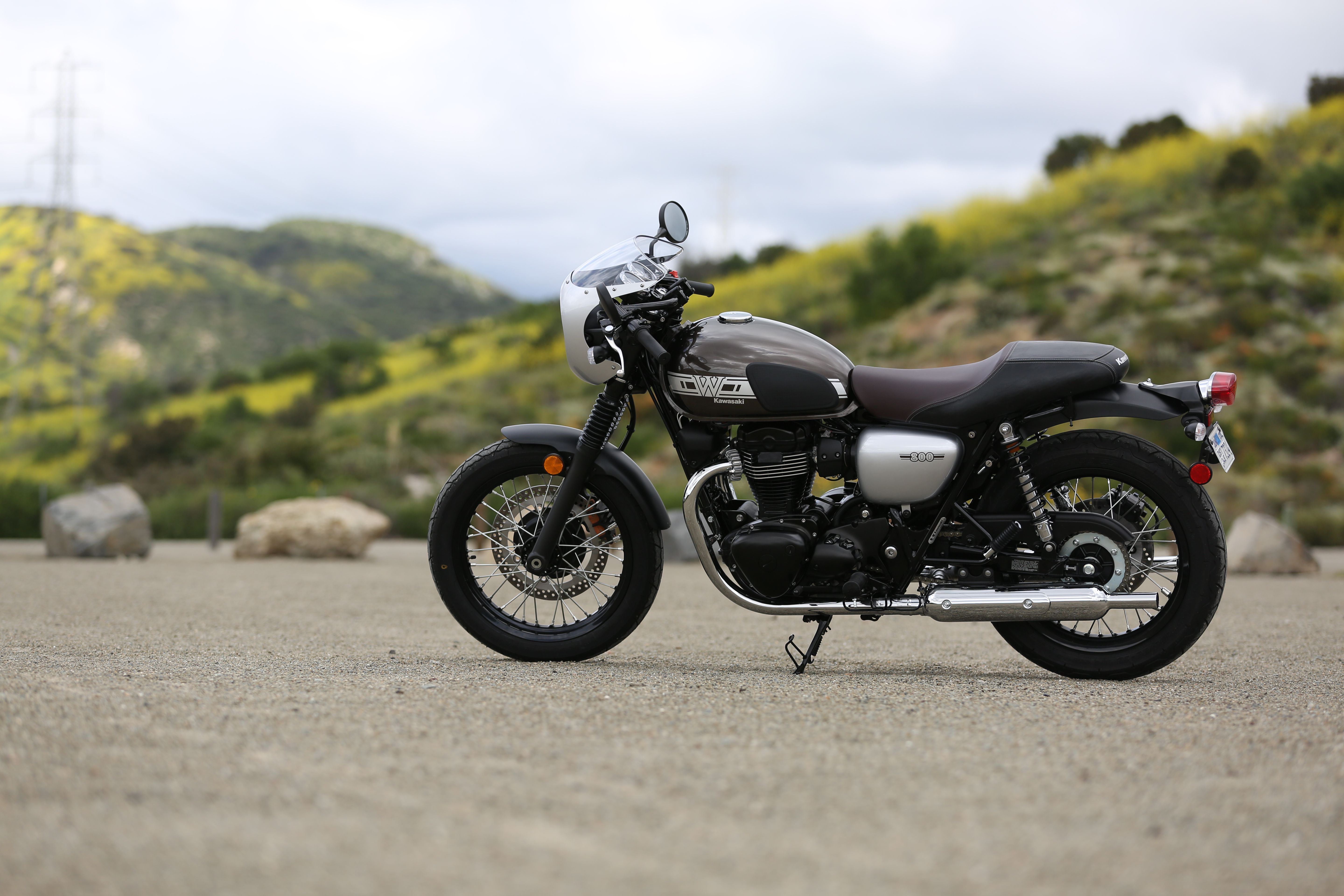 Kawasaki W800 Café First Ride
