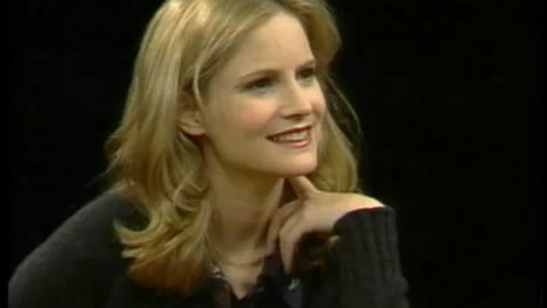 Jennifer Jason Leigh