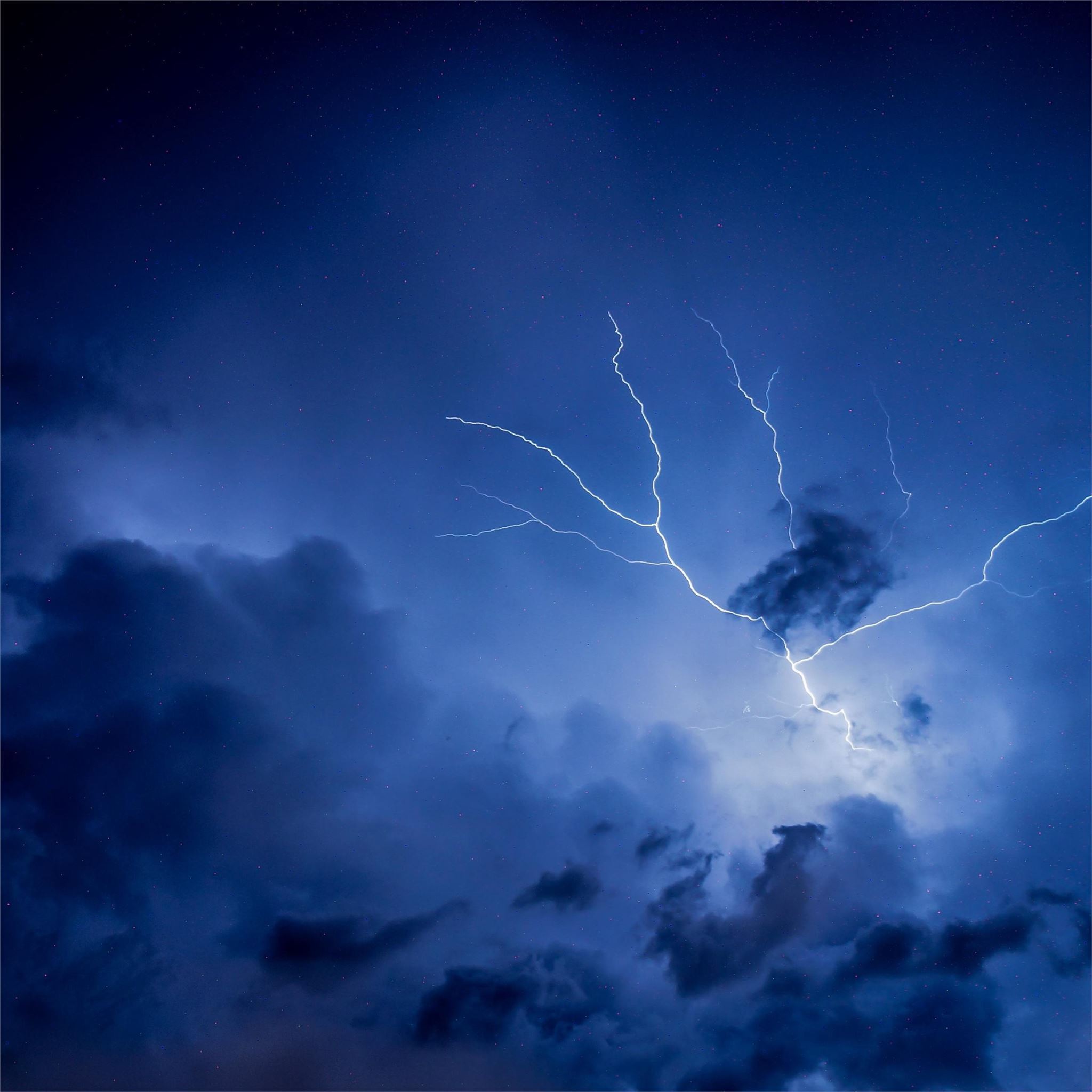 thunder storm 4k iPad Wallpaper Free Download