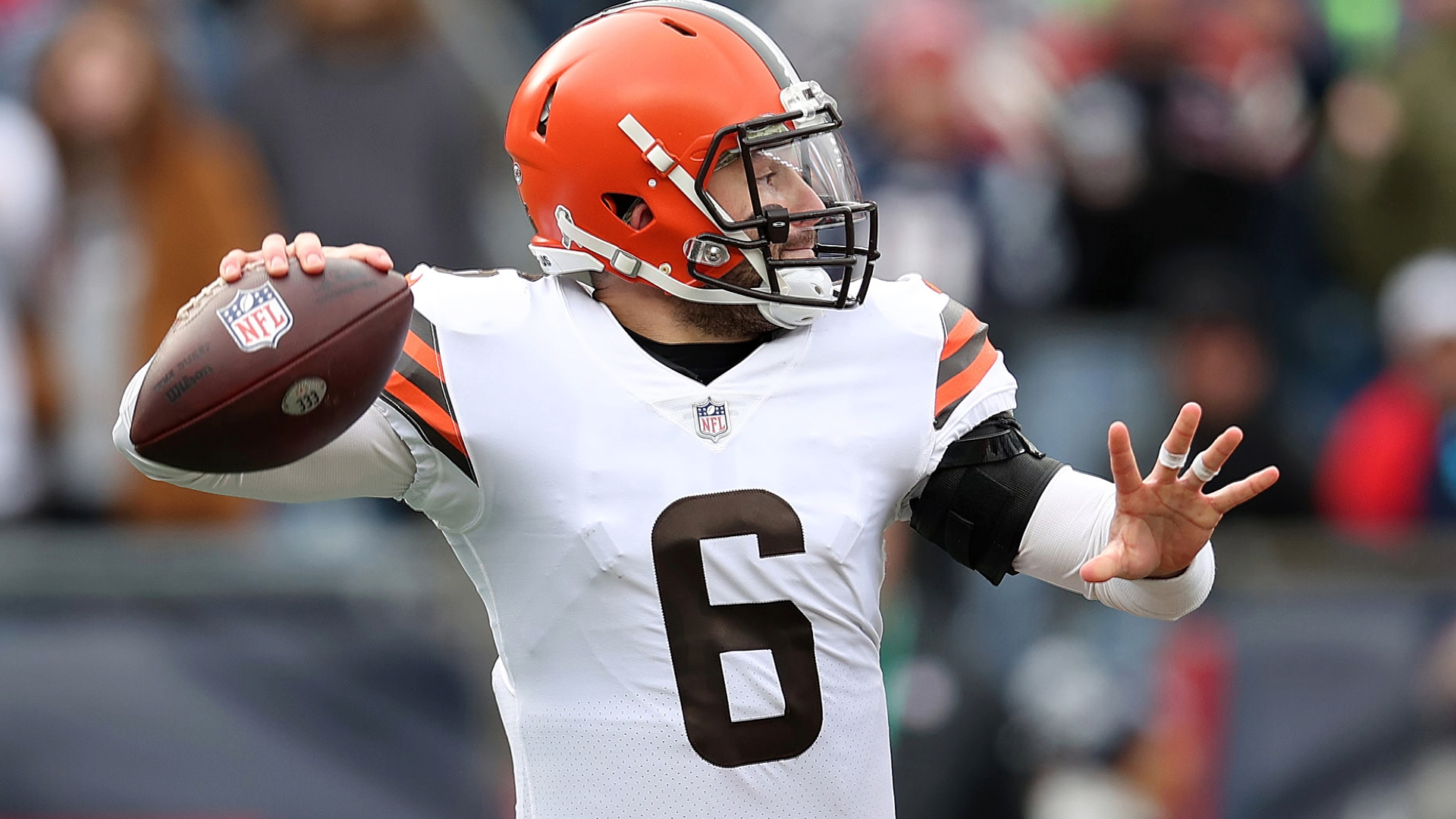 Cleveland Browns, Baker Mayfield Taking Wait And See Approach In 2022