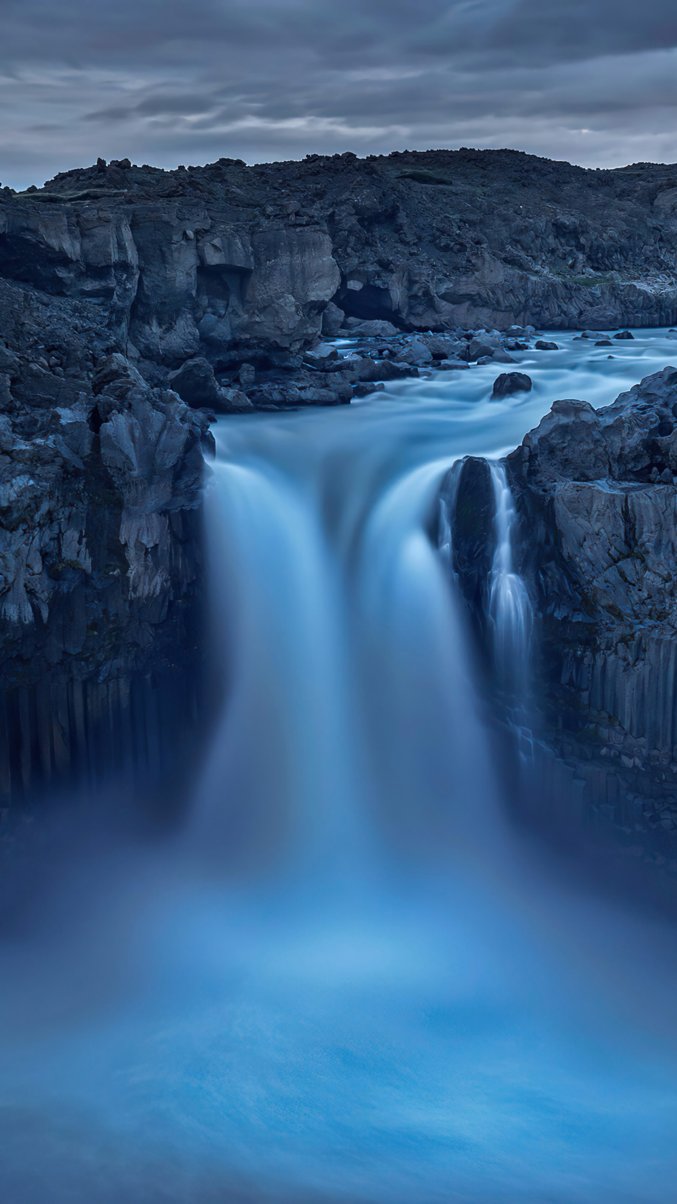 Waterfall Nature Scenery Phone iPhone 4K Wallpaper free Download