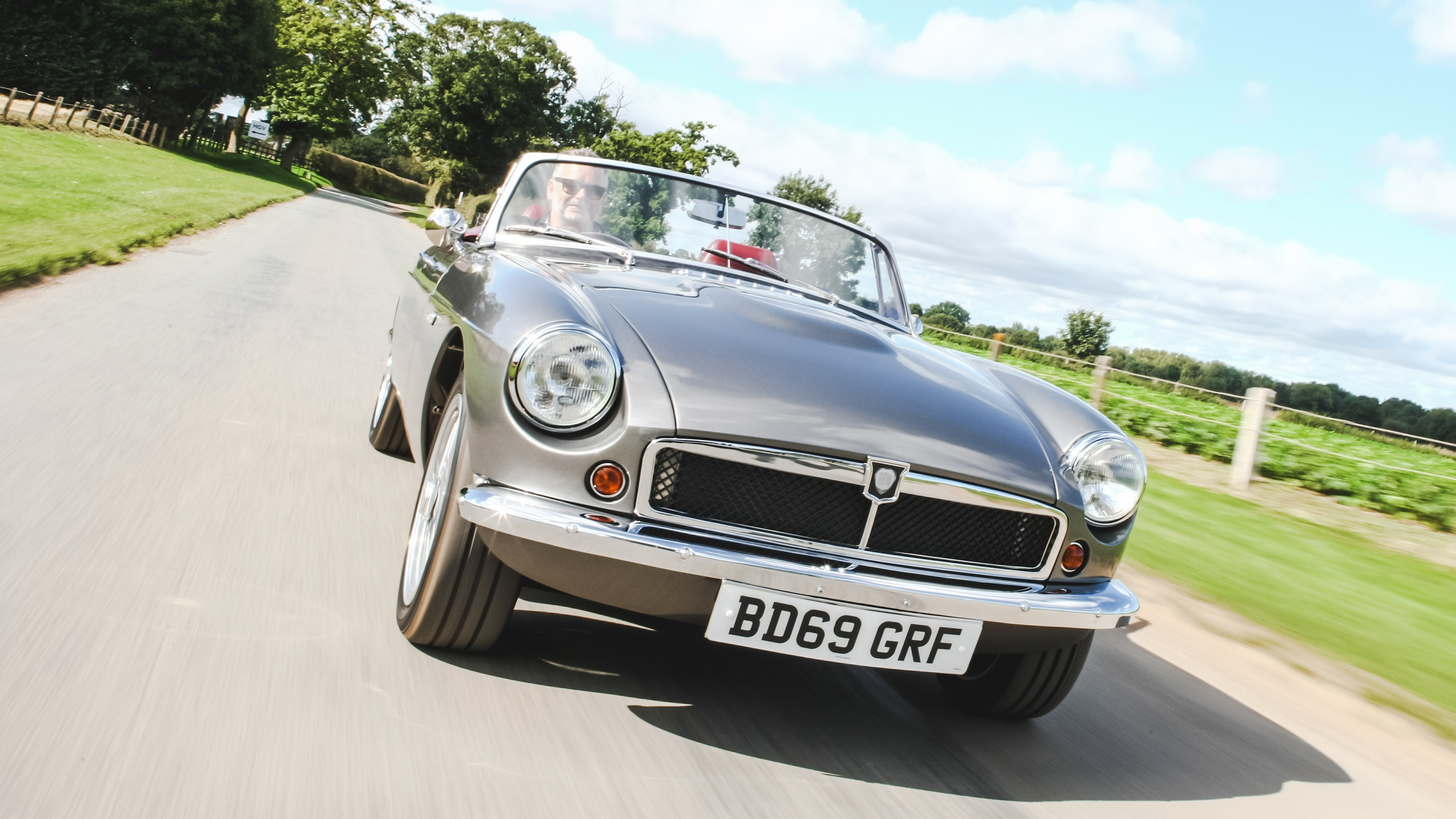 RBW EV Roadster review: electric MGB driven Reviews 2022