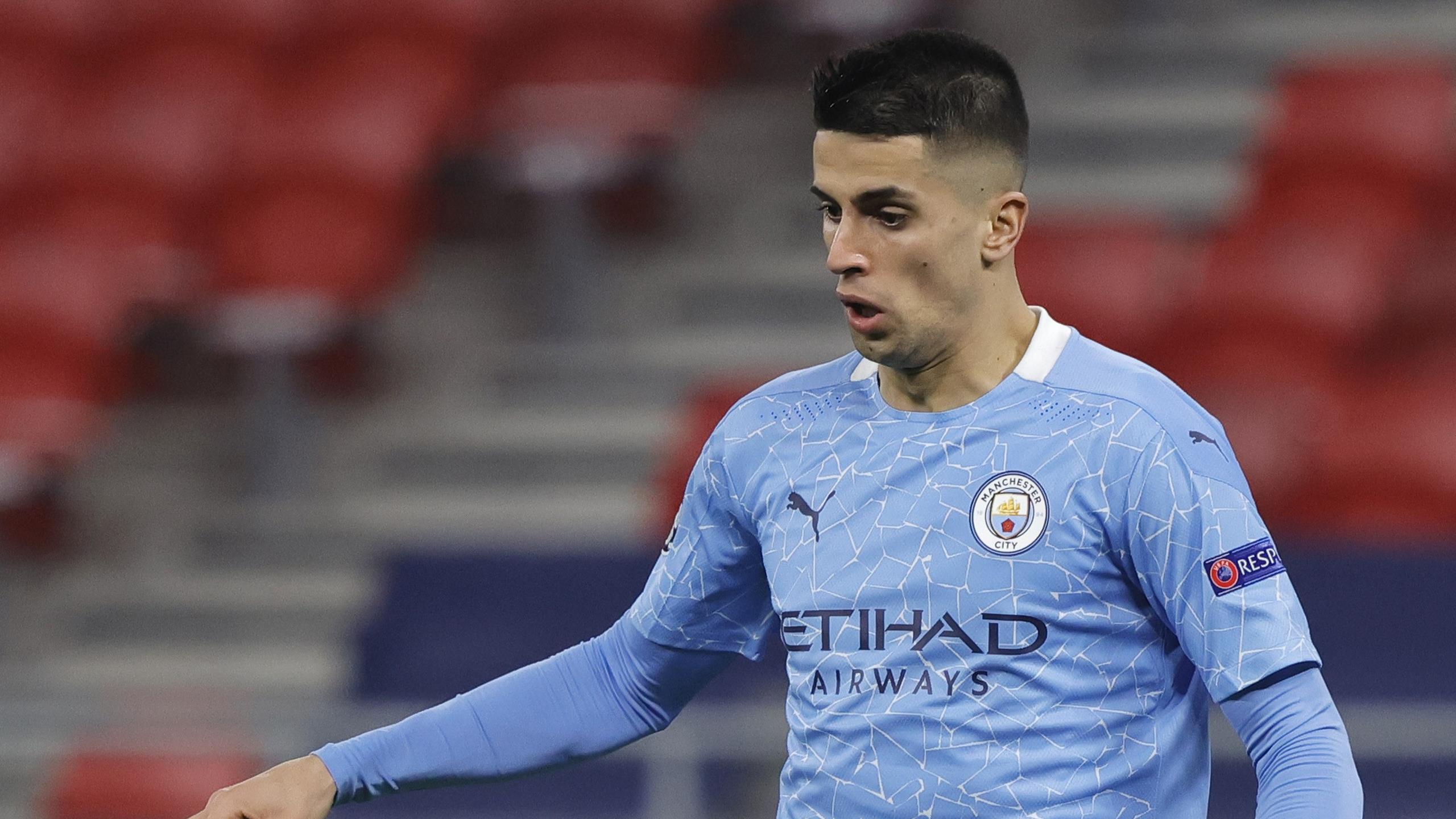 Manchester City Absolutely Robbed Juventus By Signing João Cancelo For A Pittance Warm Up