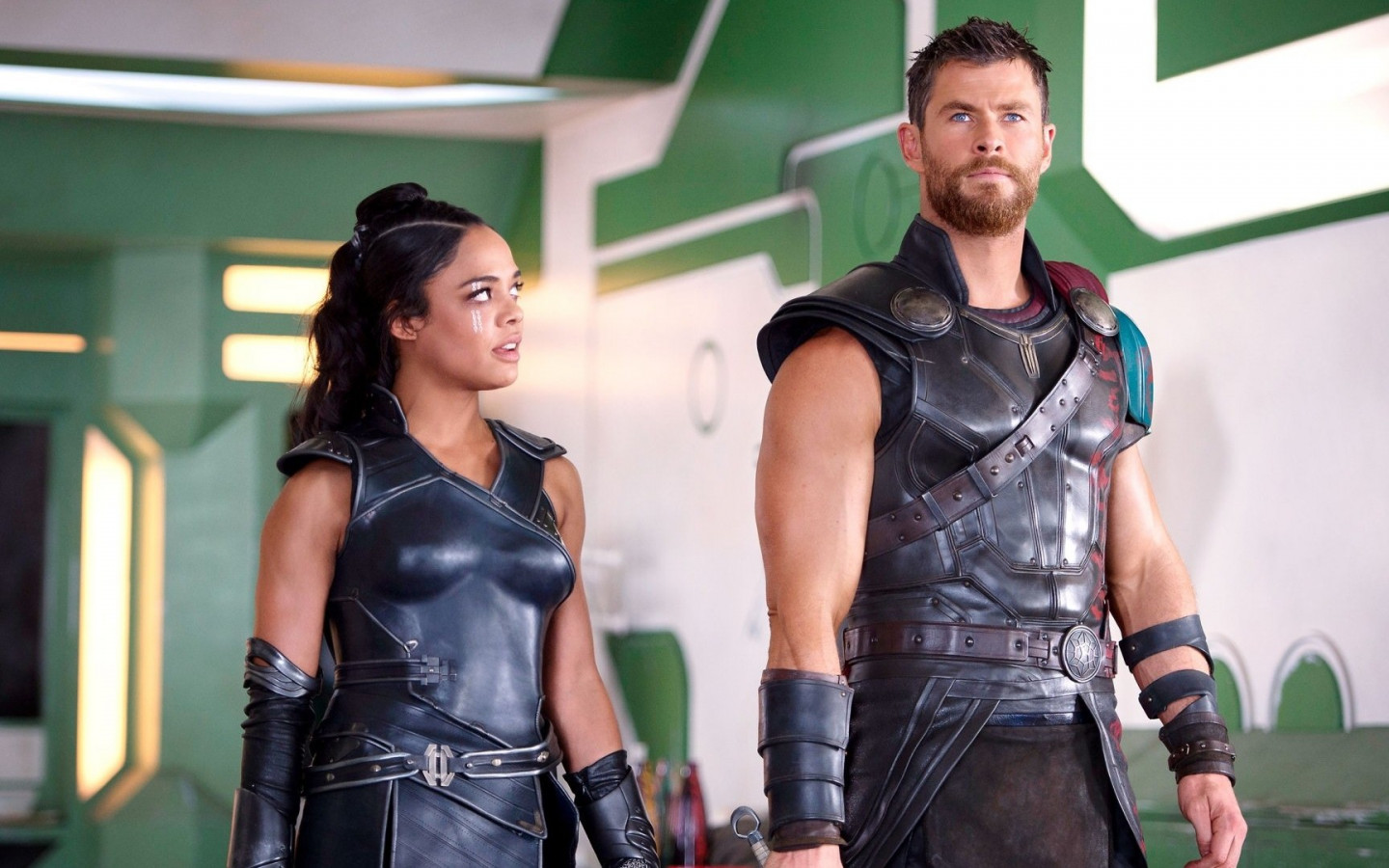 Tessa Thompson Chris Hemsworth Thor Ragnarok Wallpaper 24107