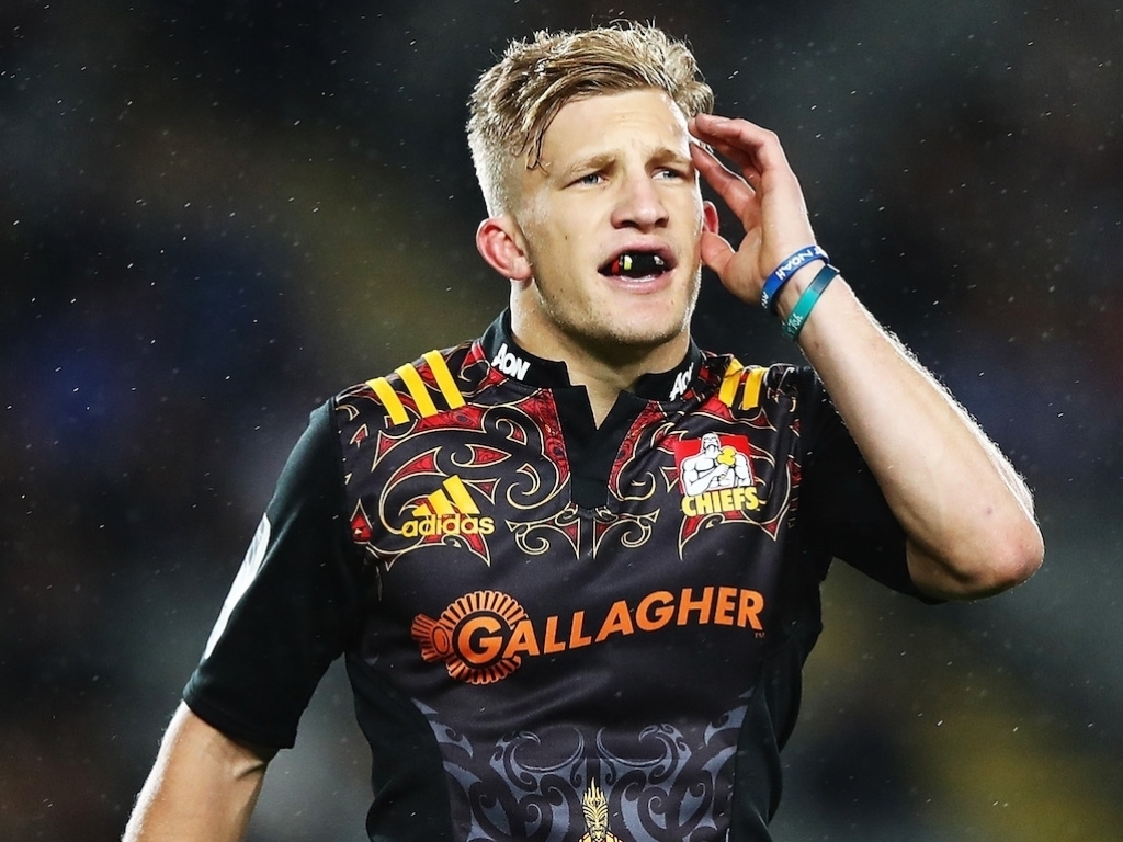 McKenzie at 10 for Maori All Blacks