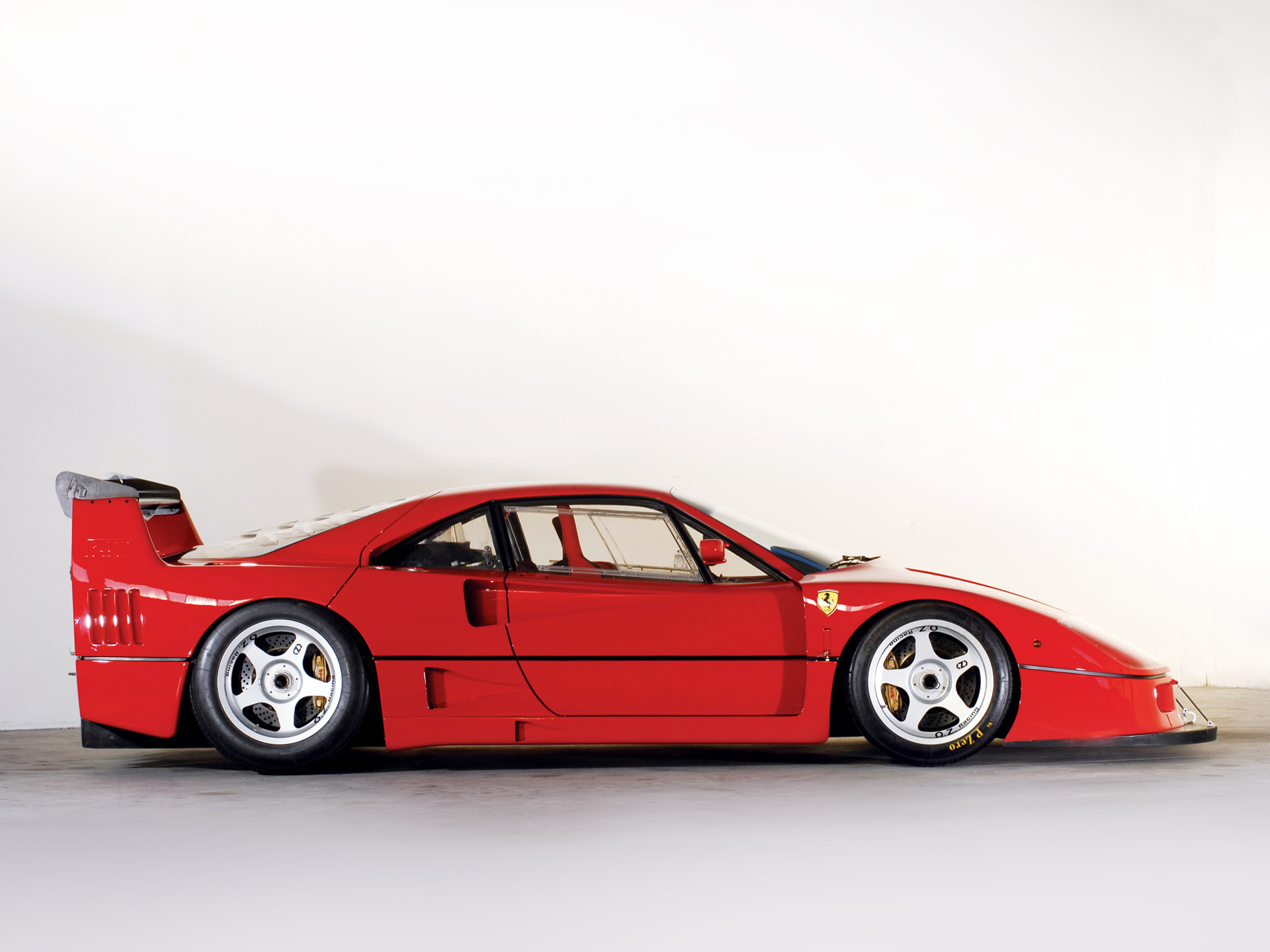 Ferrari F40 LM Picture & Gallery