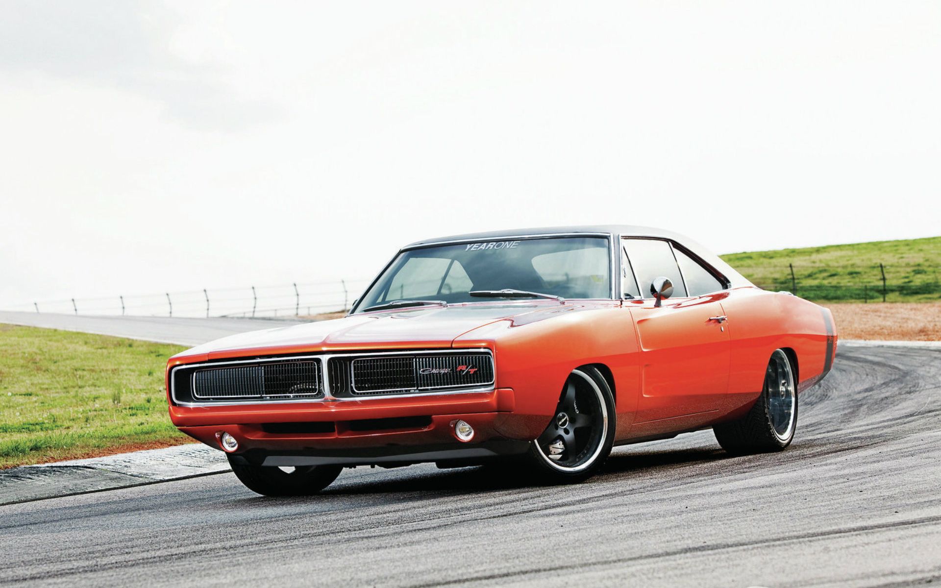 Check This BadAss “YearOne” 1969 Dodge Charger R T Pro Touring Dodge Charger, Dodge Charger, Mopar