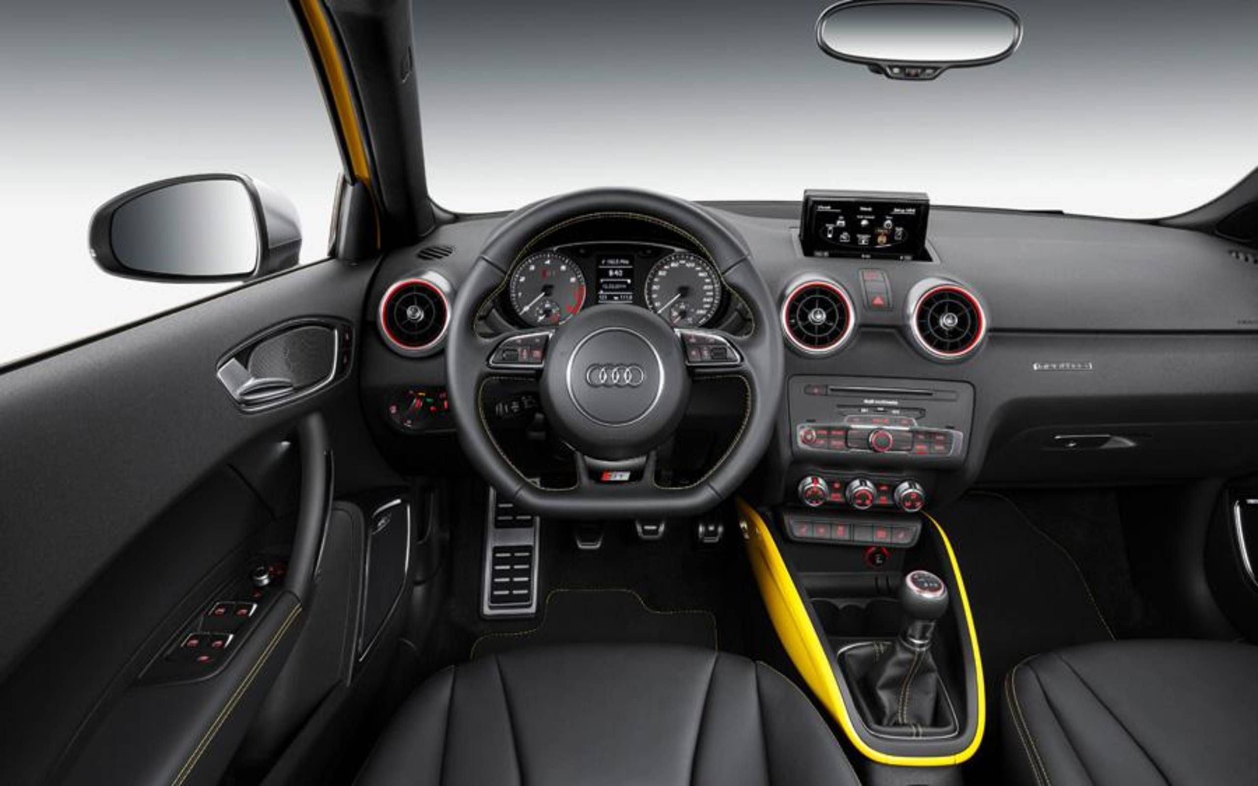 Audi S1