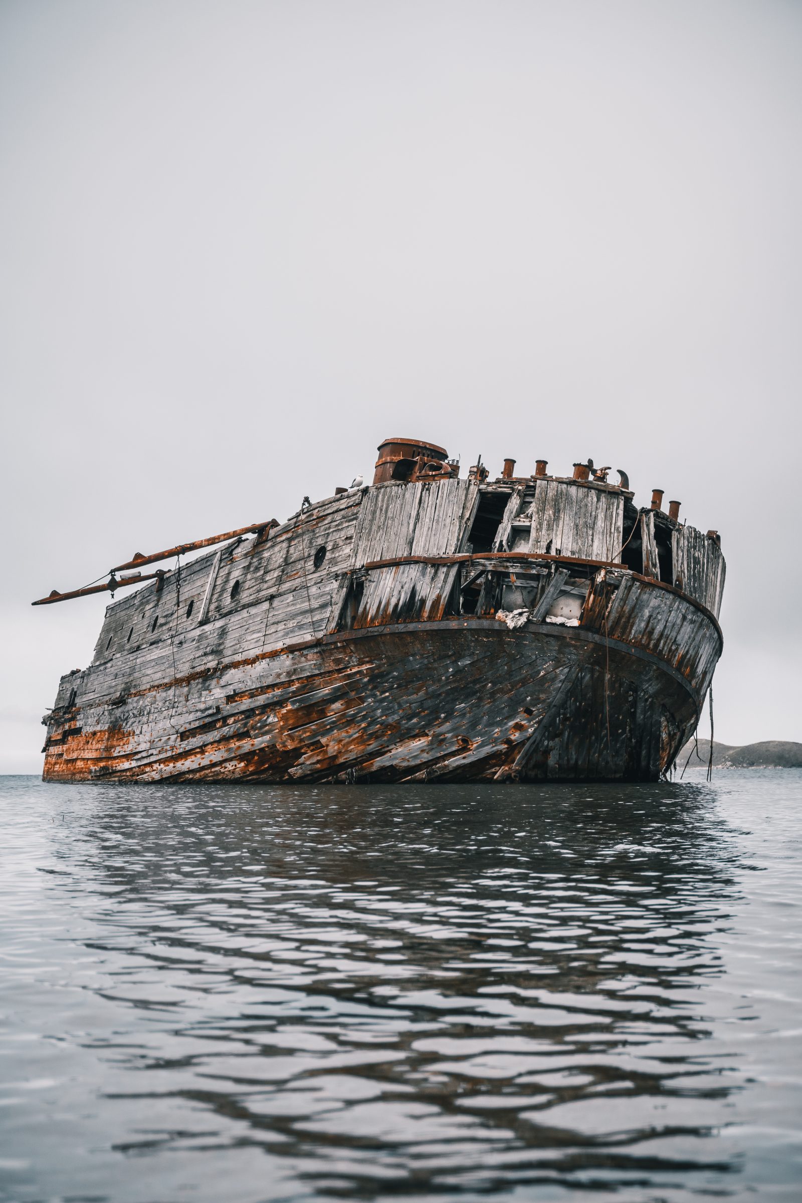 Abandoned boat. Life of Pix